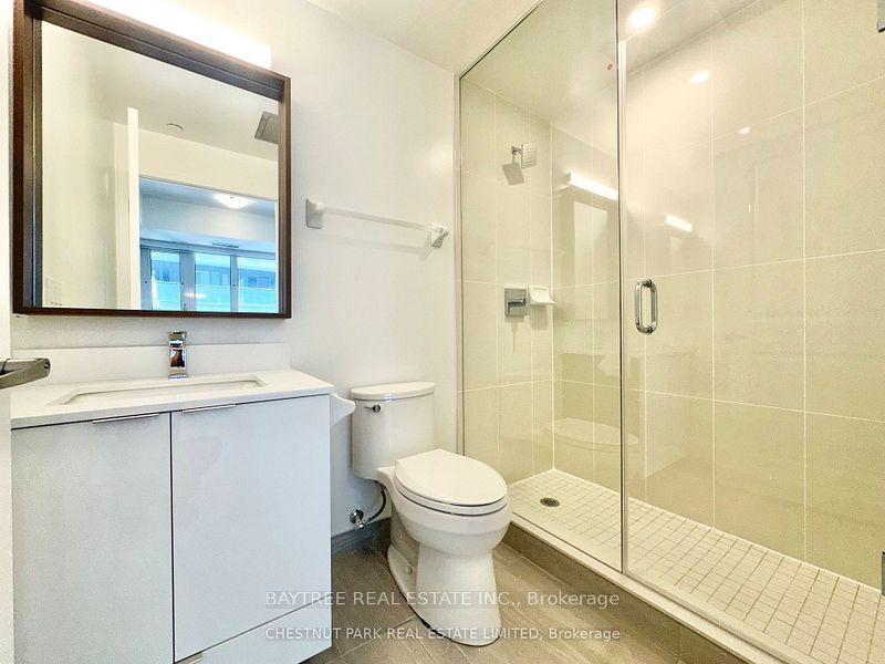 543 Richmond Street W 722 Property Photo 8