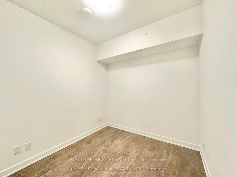 543 Richmond Street W 722 Property Photo 9