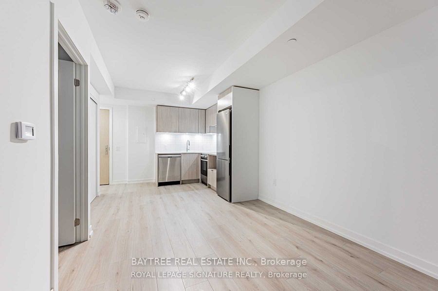 395 Bloor Street E 2103 Property Photo 2
