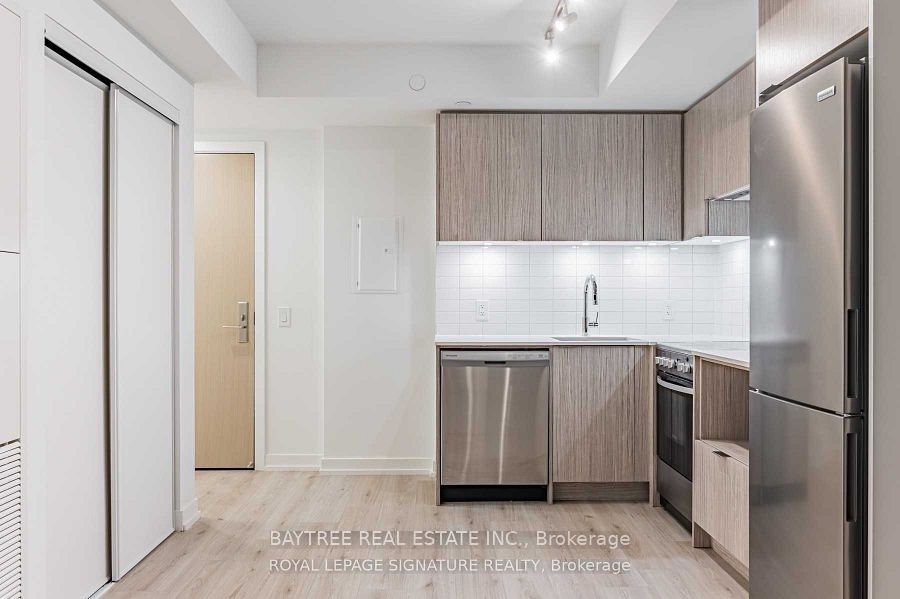395 Bloor Street E 2103 Property Photo 4