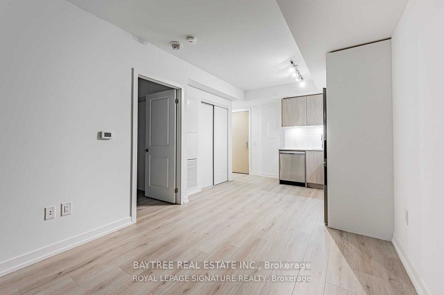 395 Bloor Street E 2103 Property Photo 11