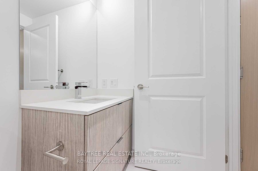 395 Bloor Street E 2103 Property Photo 13