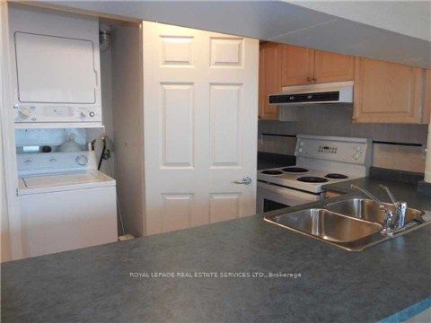 230 Queens Quay 527 Property Photo 5