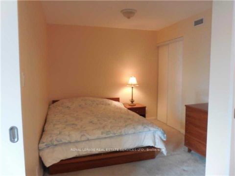230 Queens Quay 527 Property Photo 13