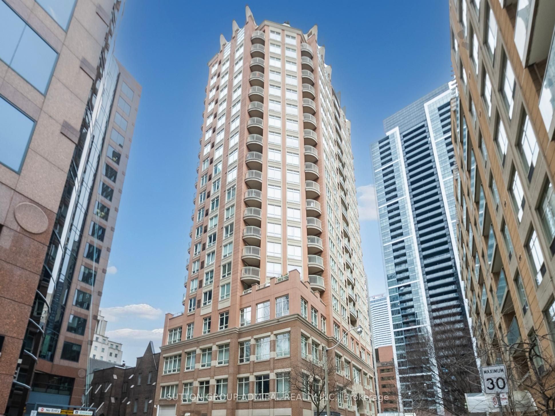 100 Hayden Street 812 Property Photo 4