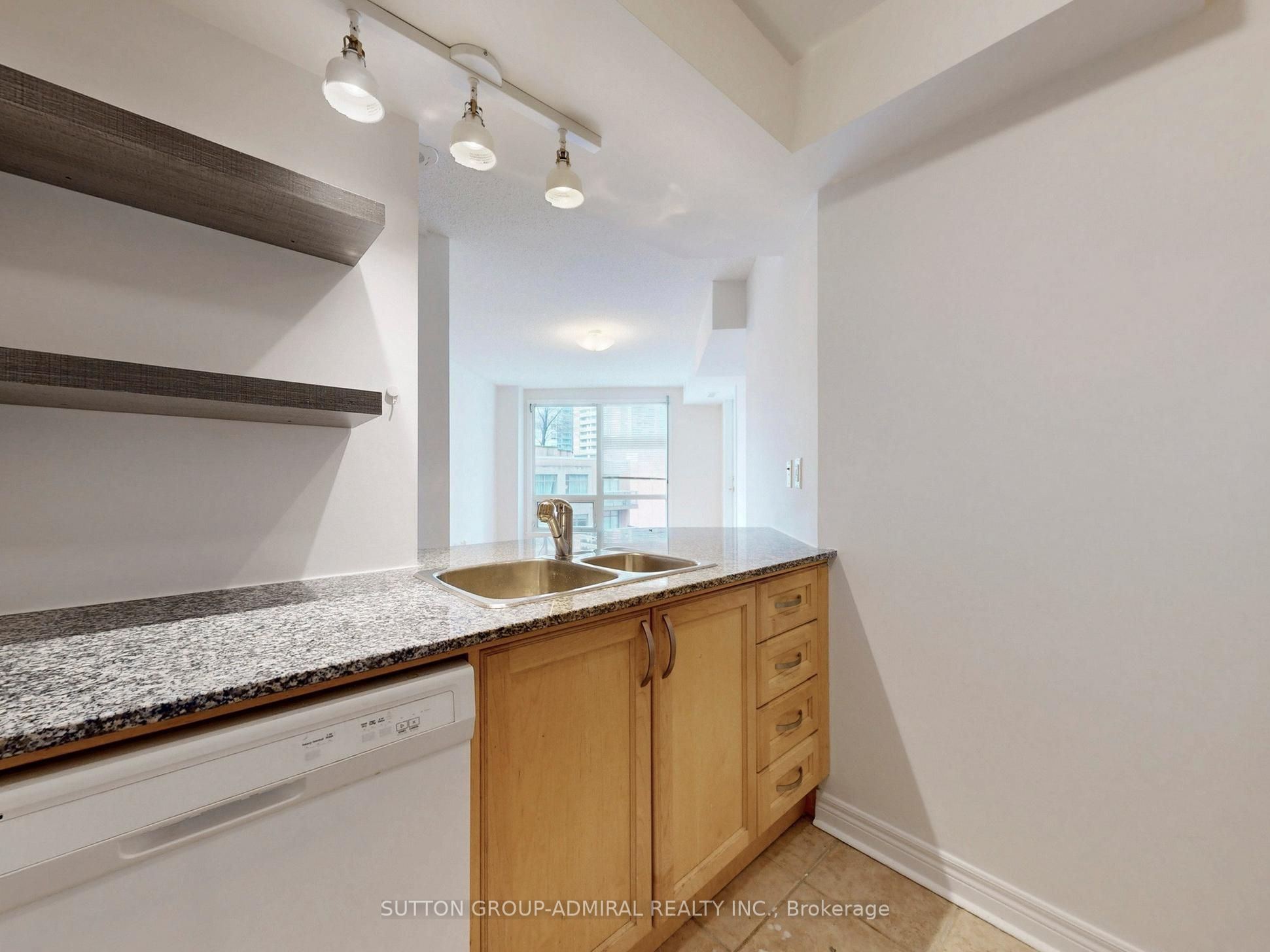 100 Hayden Street 812 Property Photo 15