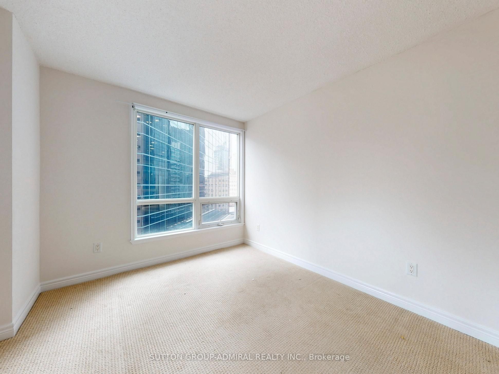 100 Hayden Street 812 Property Photo 17