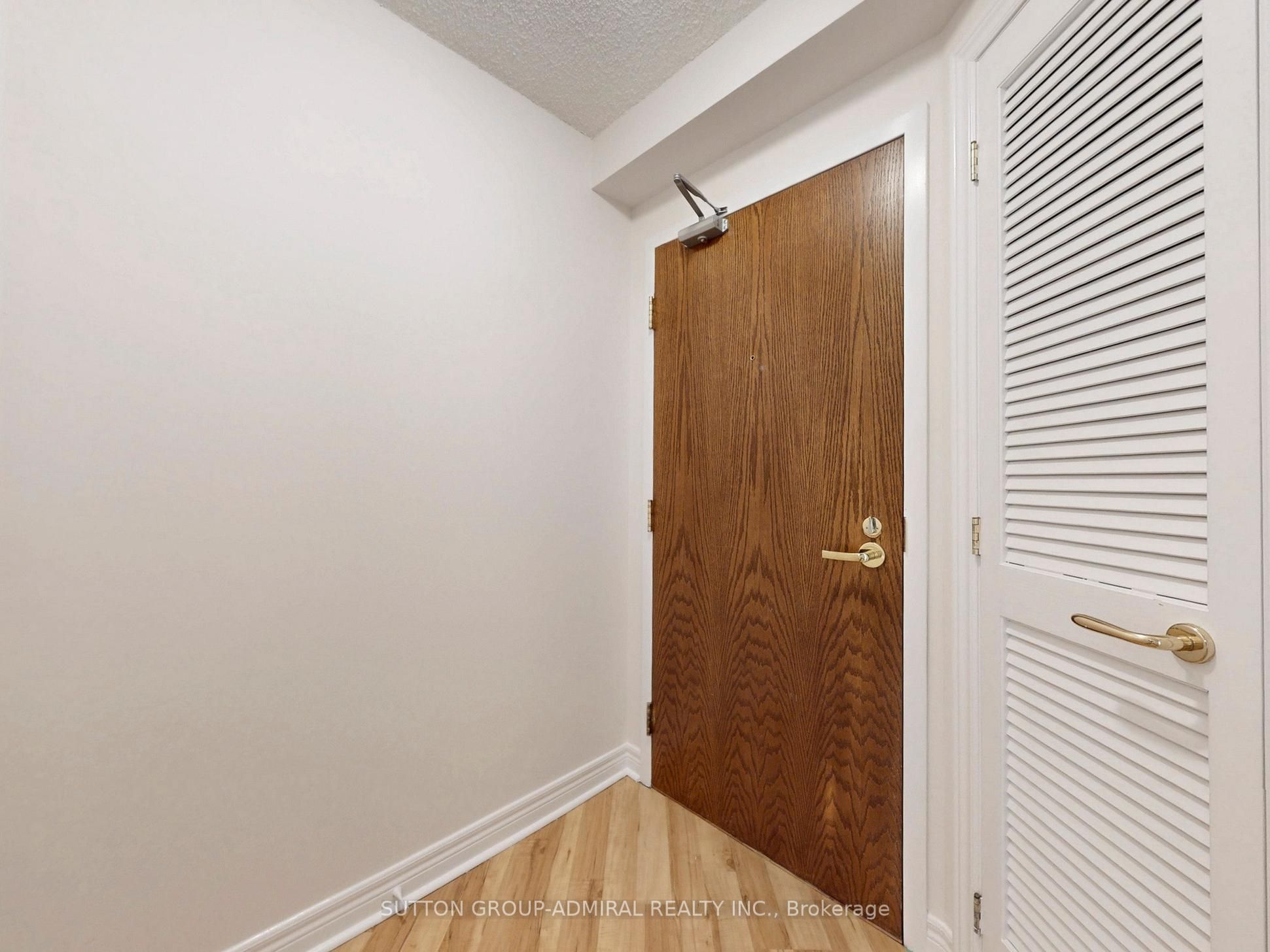 100 Hayden Street 812 Property Photo 23