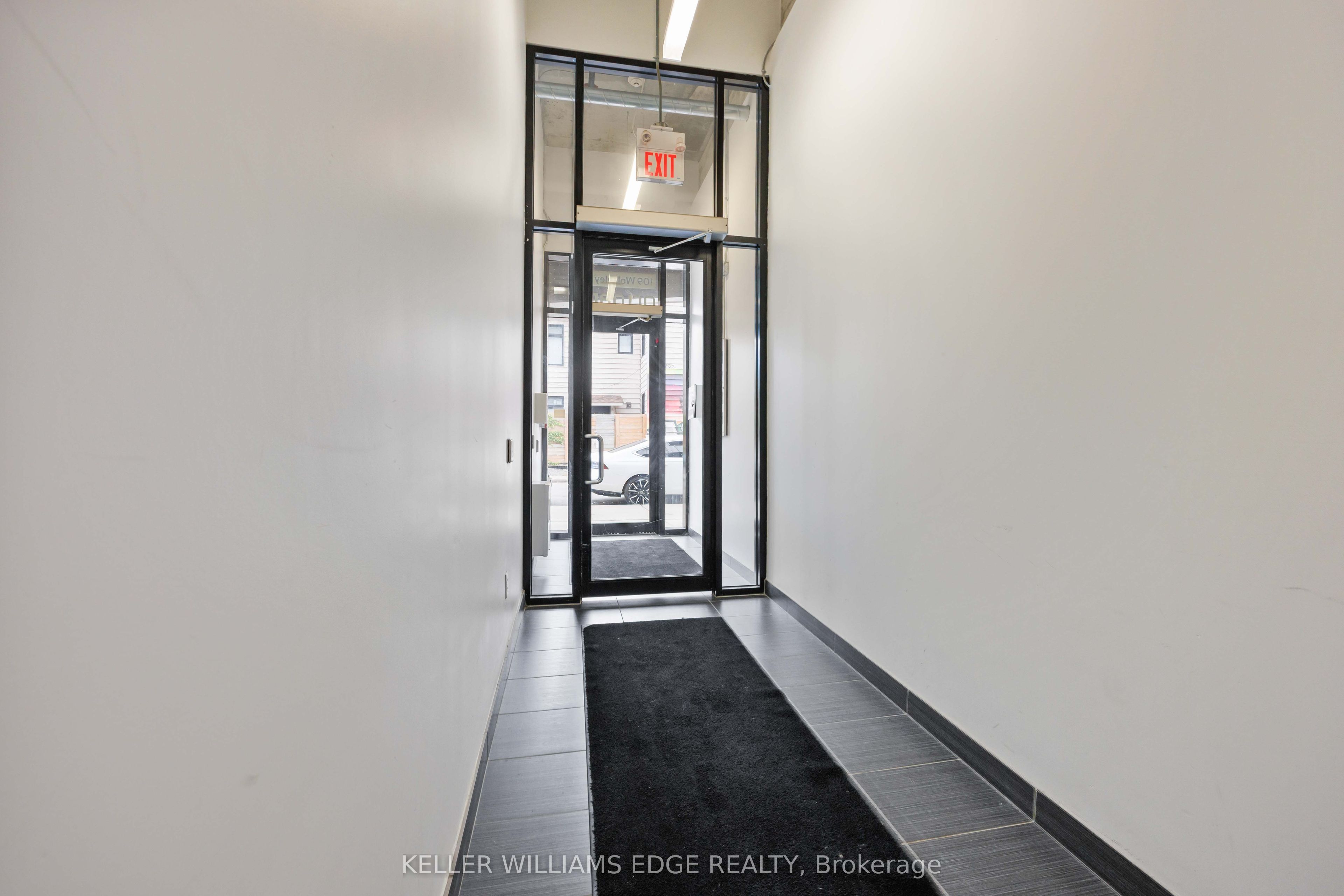 109 Wolseley Street E 204 Property Photo 16