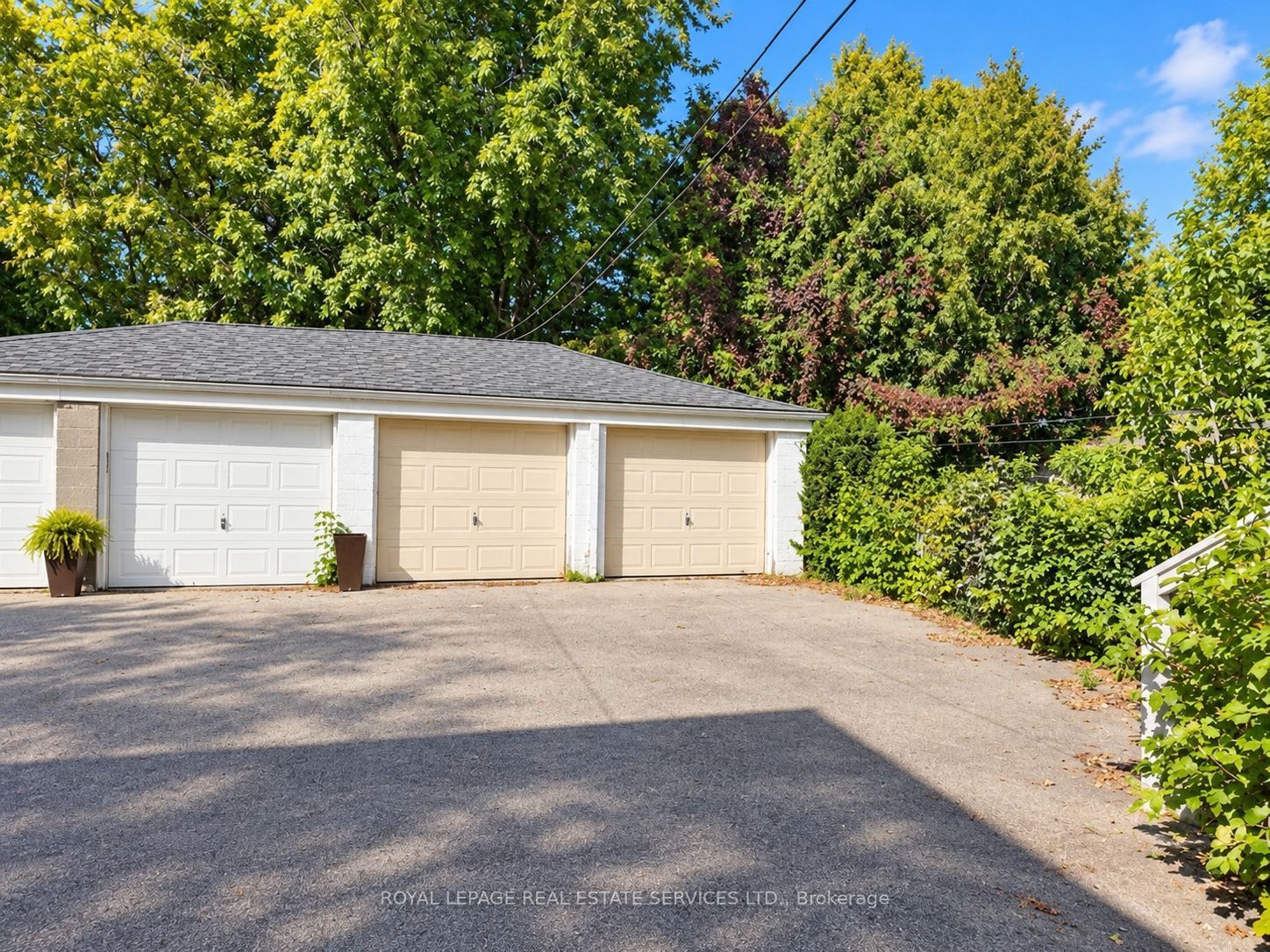 284 Glenforest Road Property Photo 5