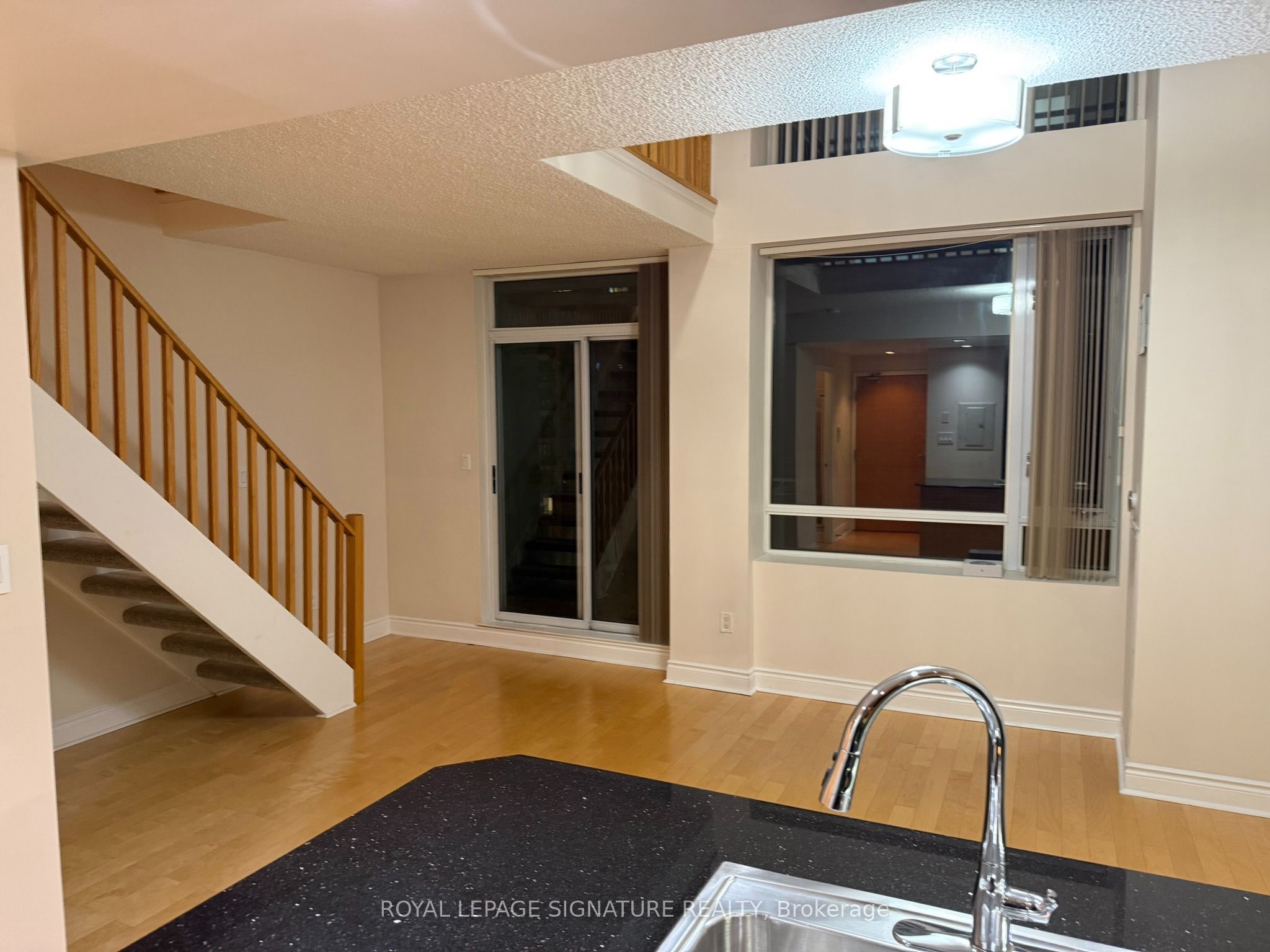 80 Cumberland Street 1705 Property Photo 5