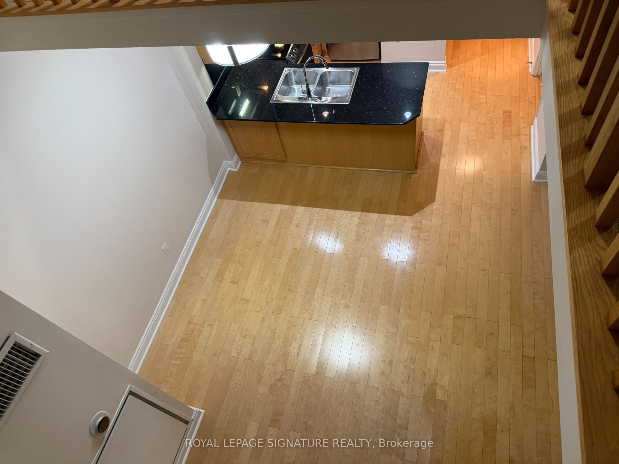 80 Cumberland Street 1705 Property Photo 12