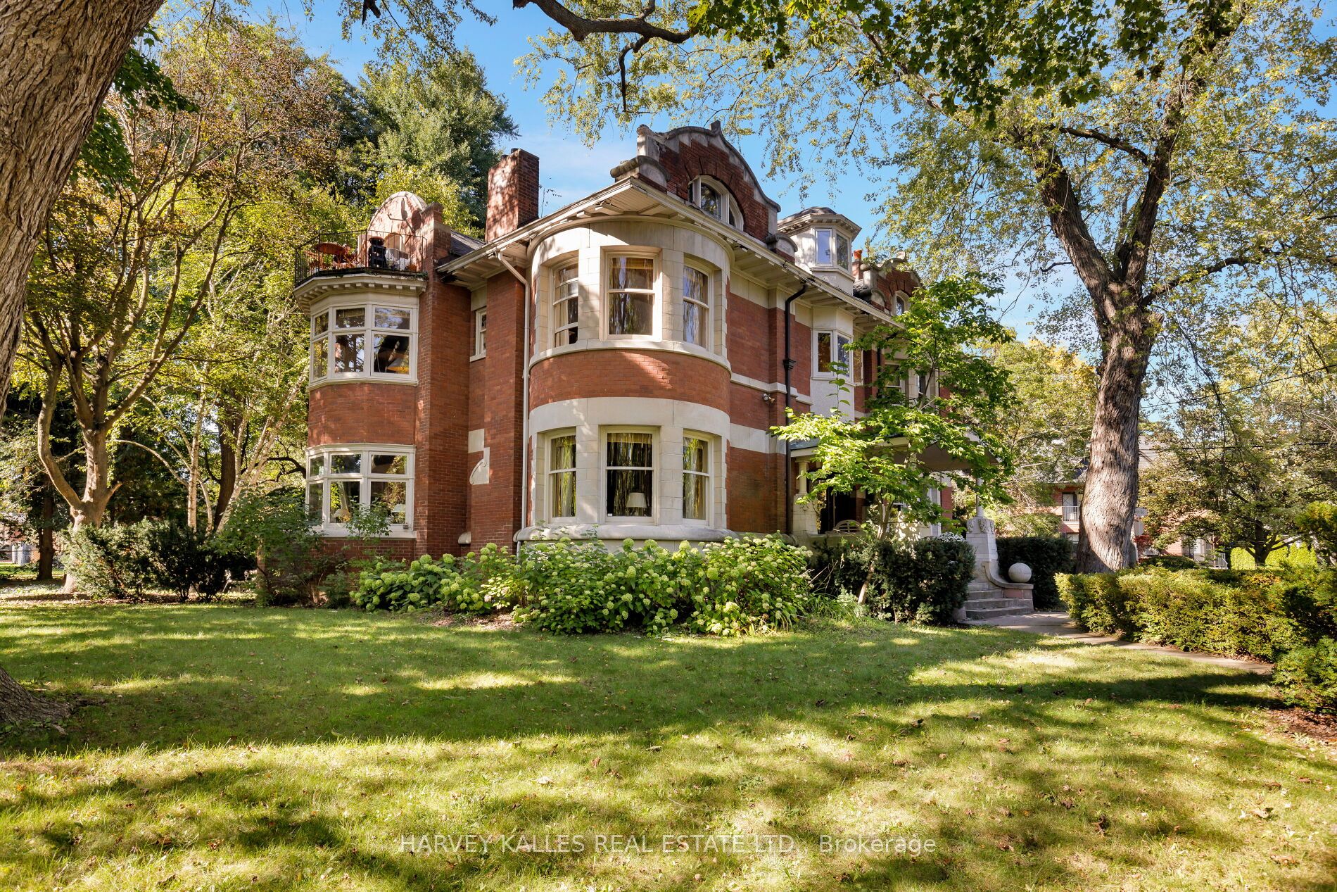 114 Glen Road Property Photo 3