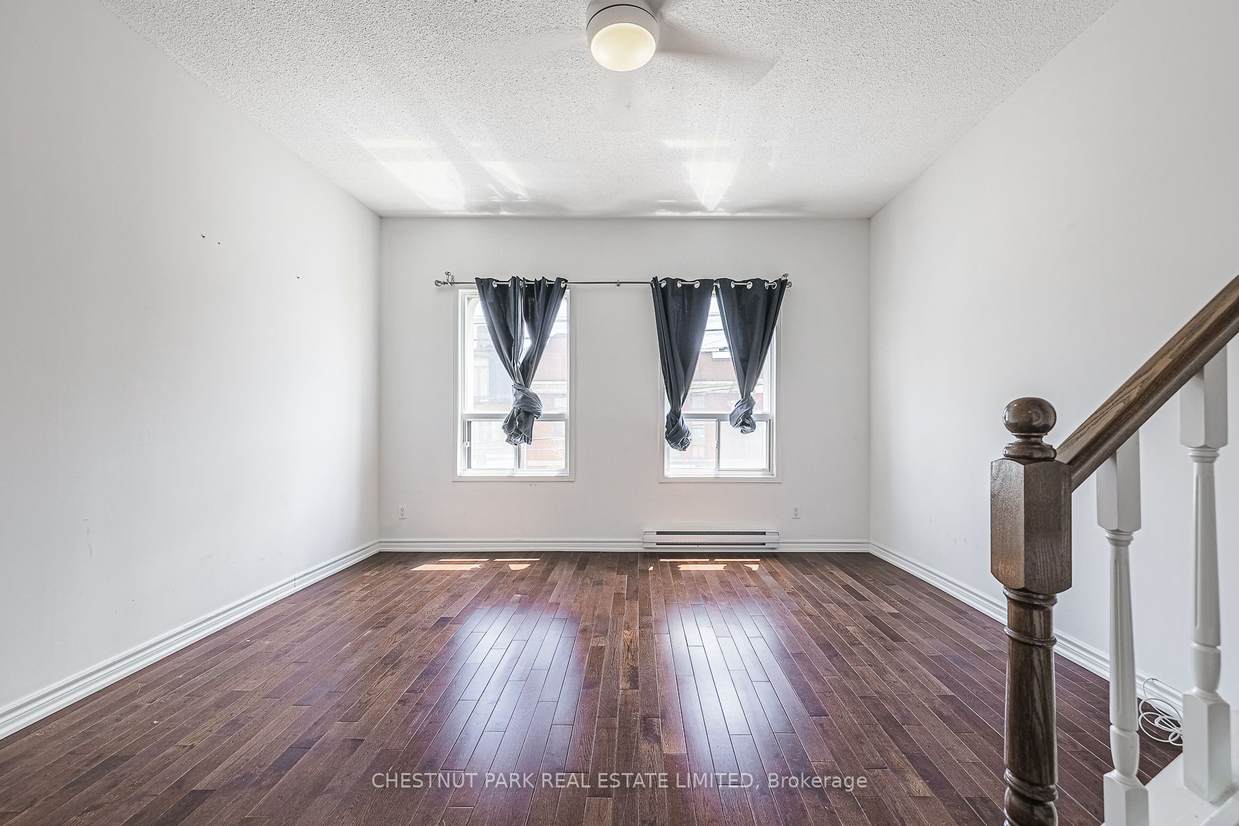 650a Queen Street W #1 Property Photo 12