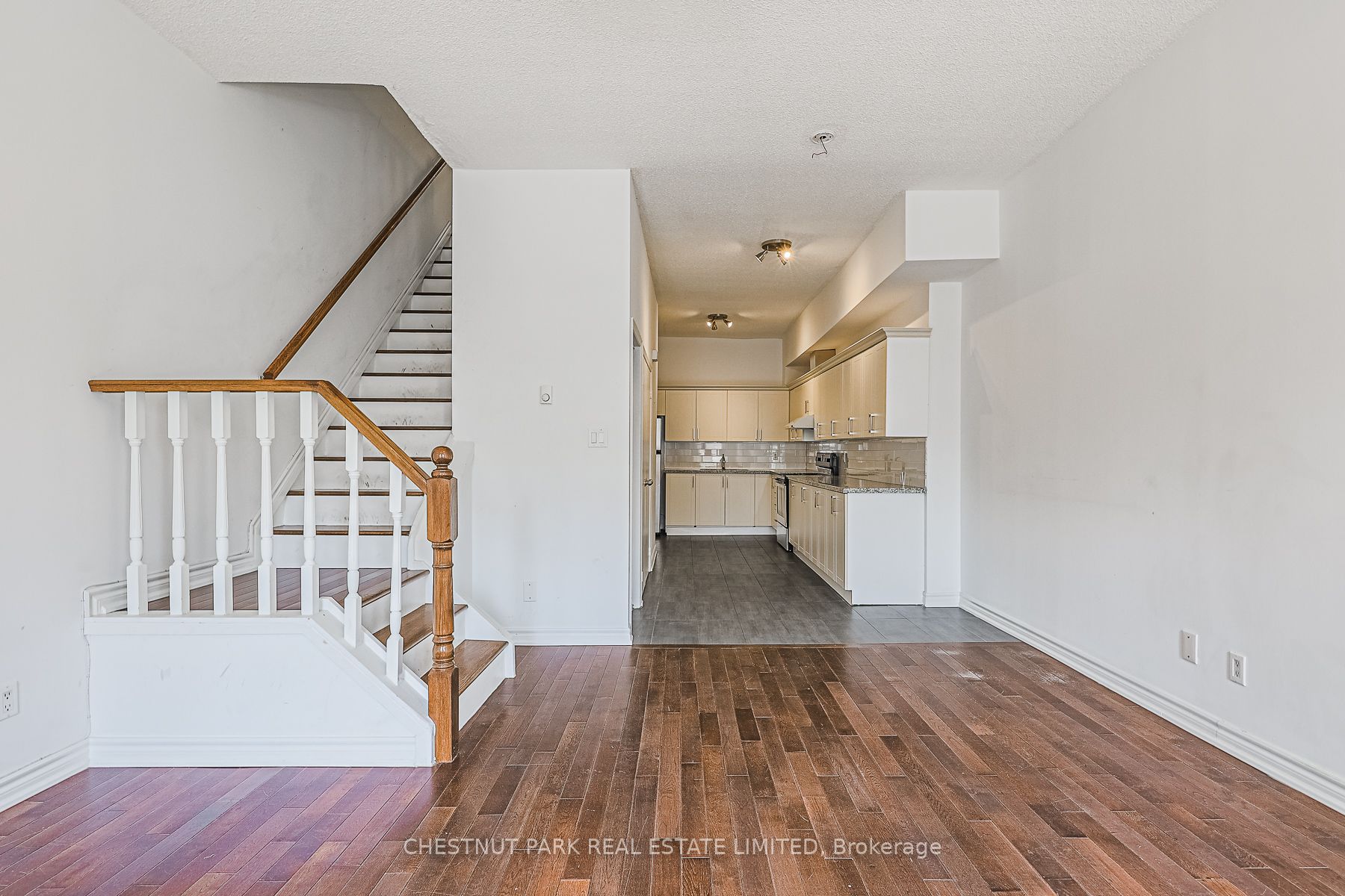 650a Queen Street W #1 Property Photo 14