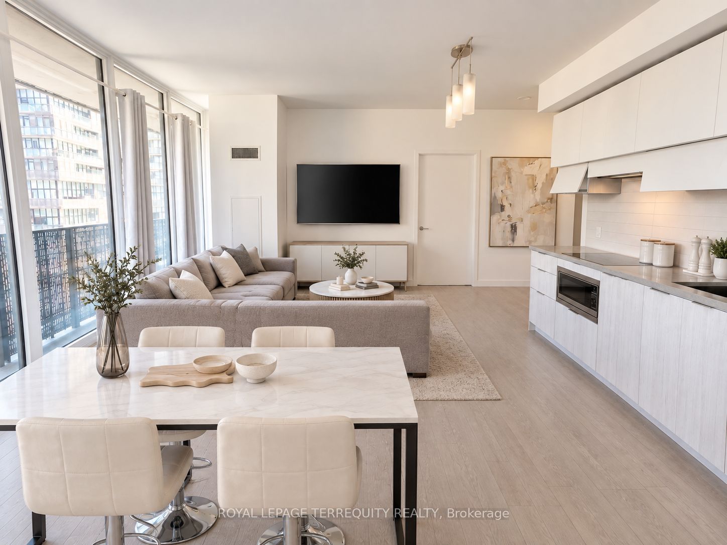 8 Eglinton Avenue E 505 Property Photo 1