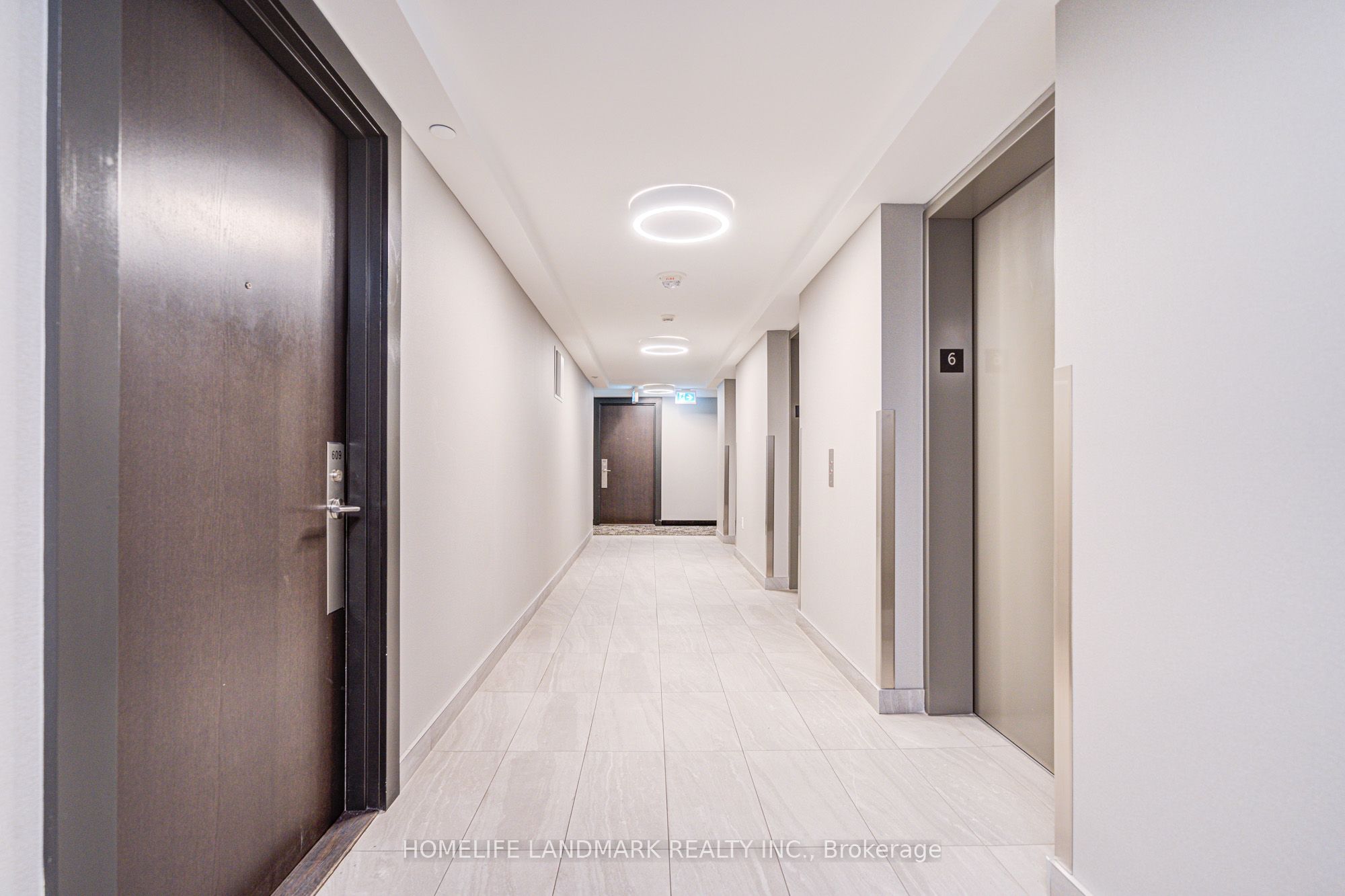 219 Dundas Street E 609 Property Photo 7