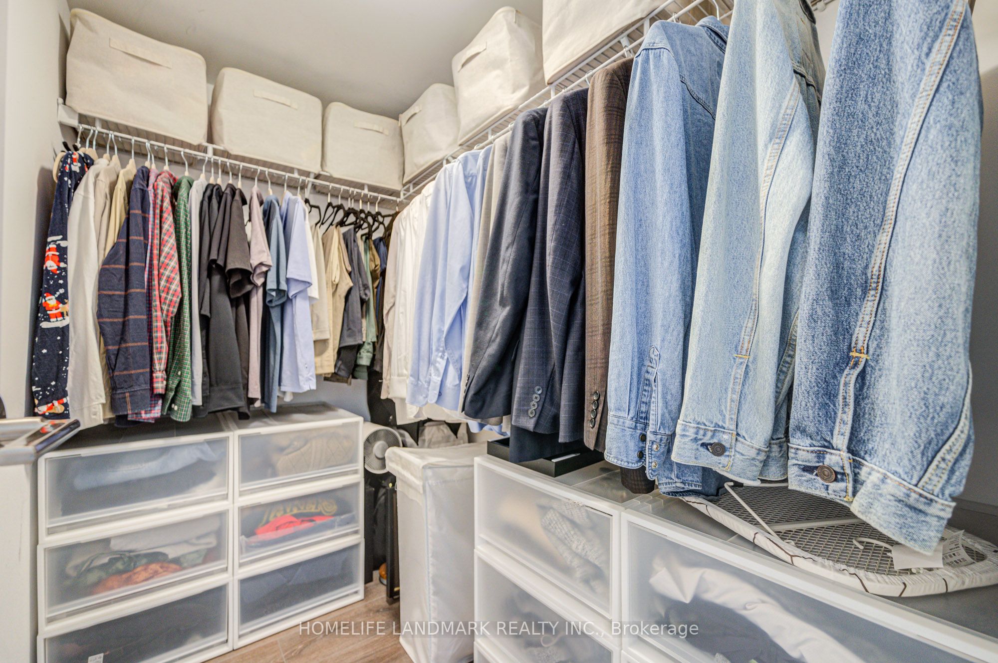 219 Dundas Street E 609 Property Photo 32