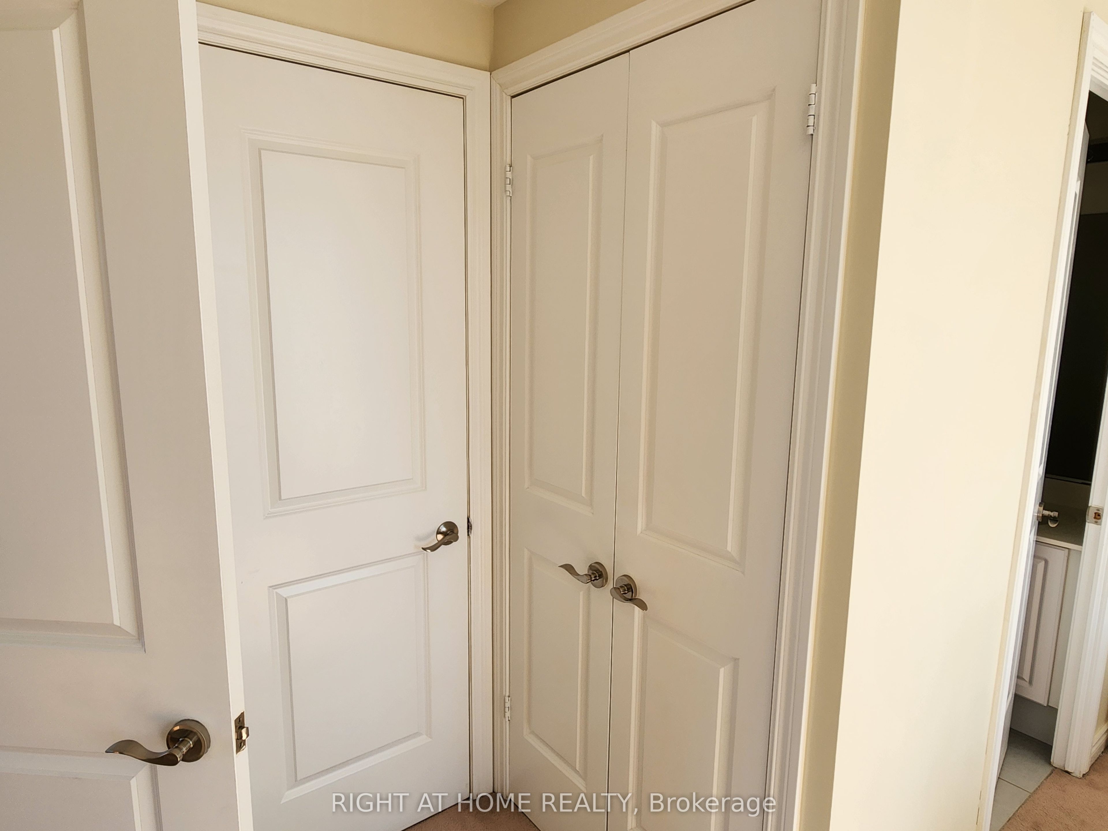 135 Wynford Drive #1106 Property Photo 10