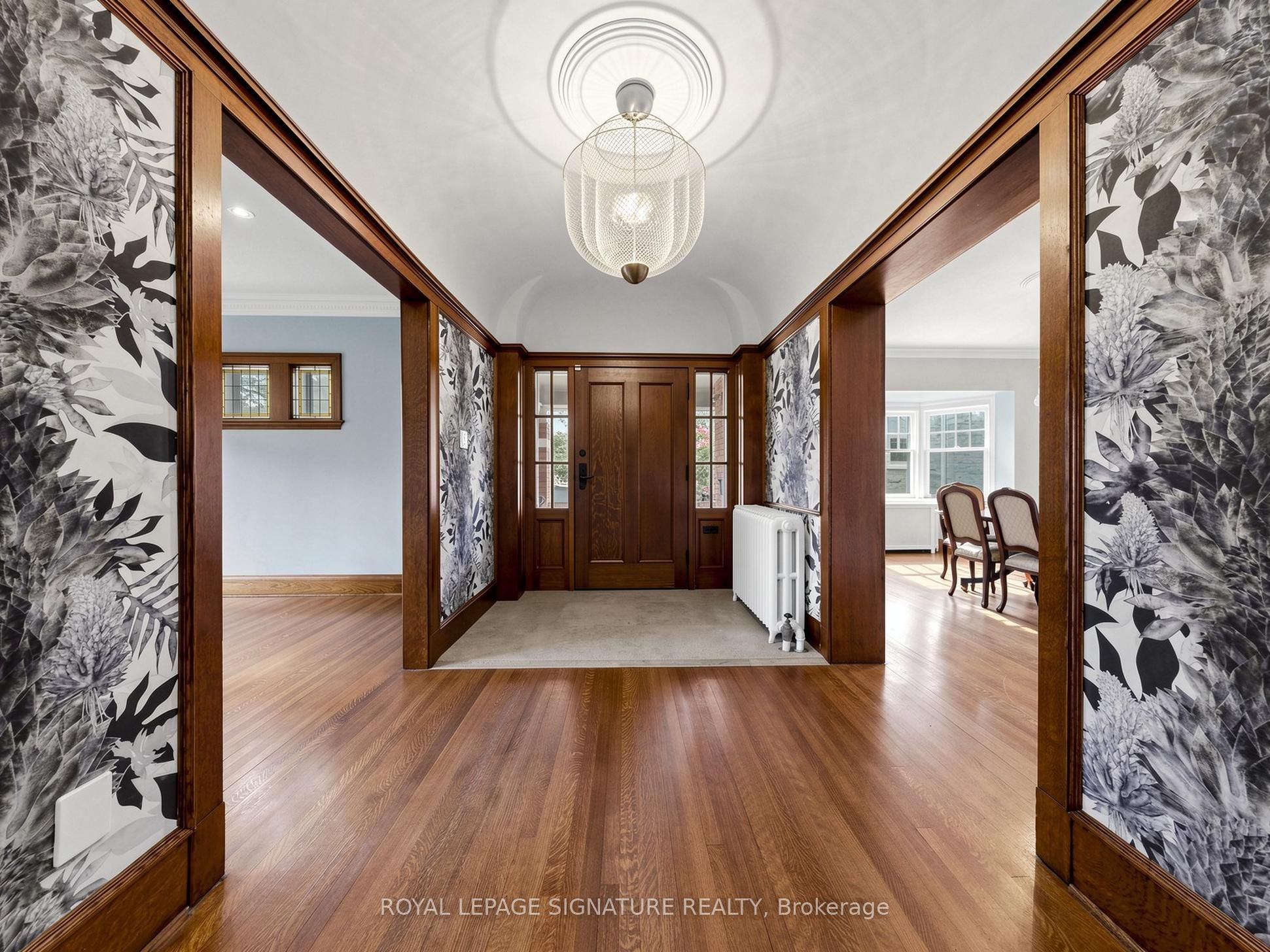 92 Inglewood Drive Property Photo 2