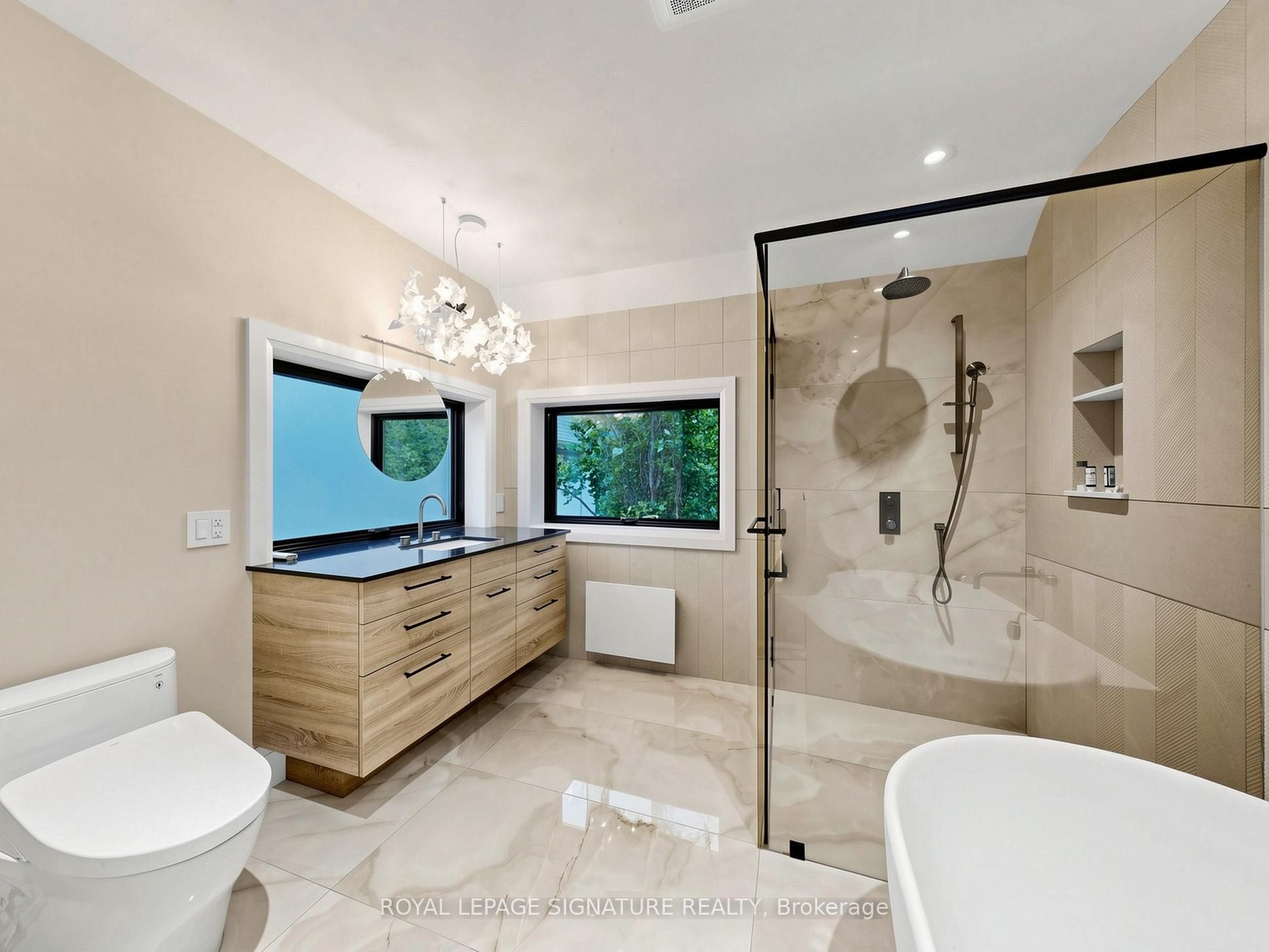 92 Inglewood Drive Property Photo 14