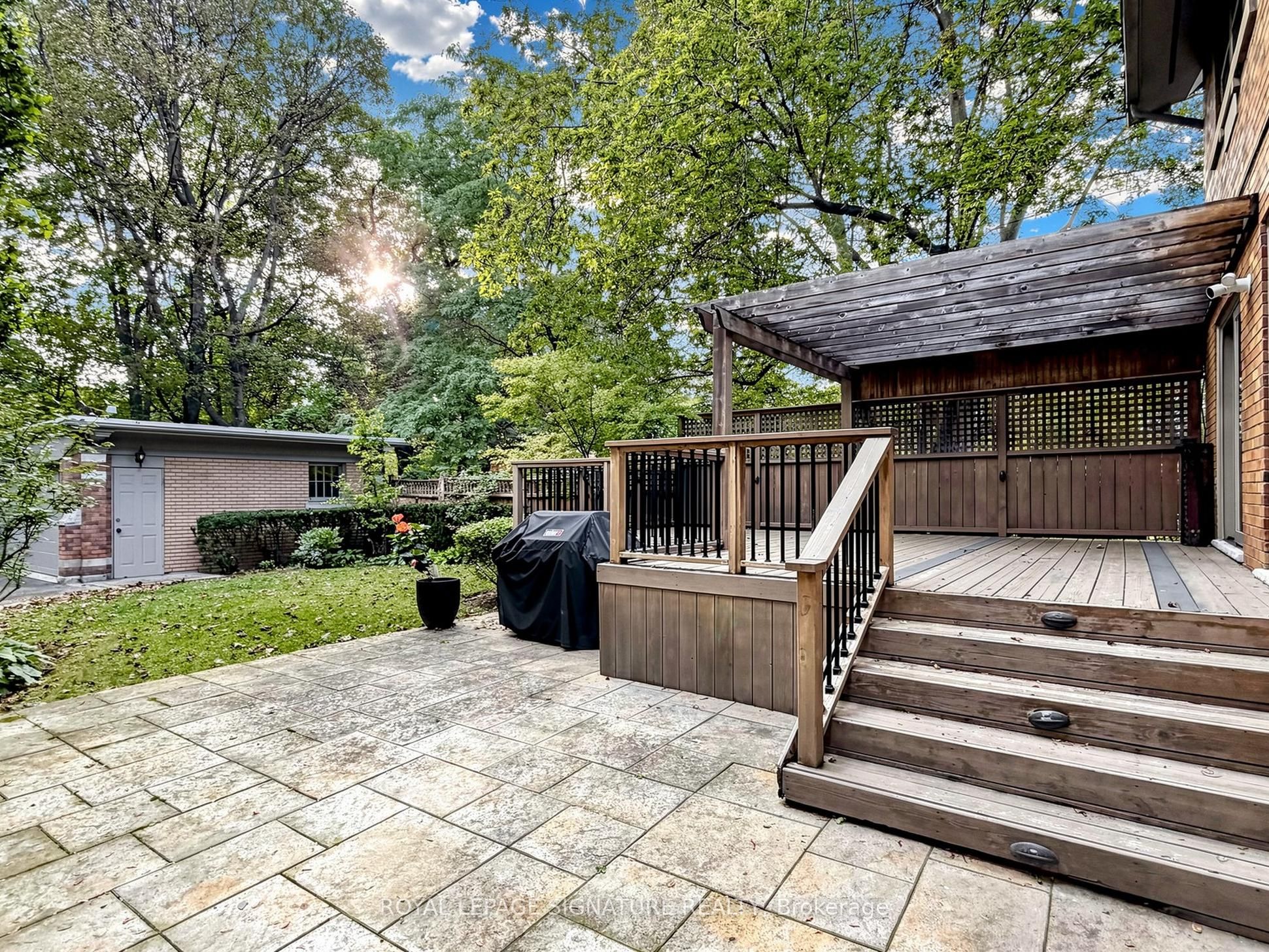 92 Inglewood Drive Property Photo 29