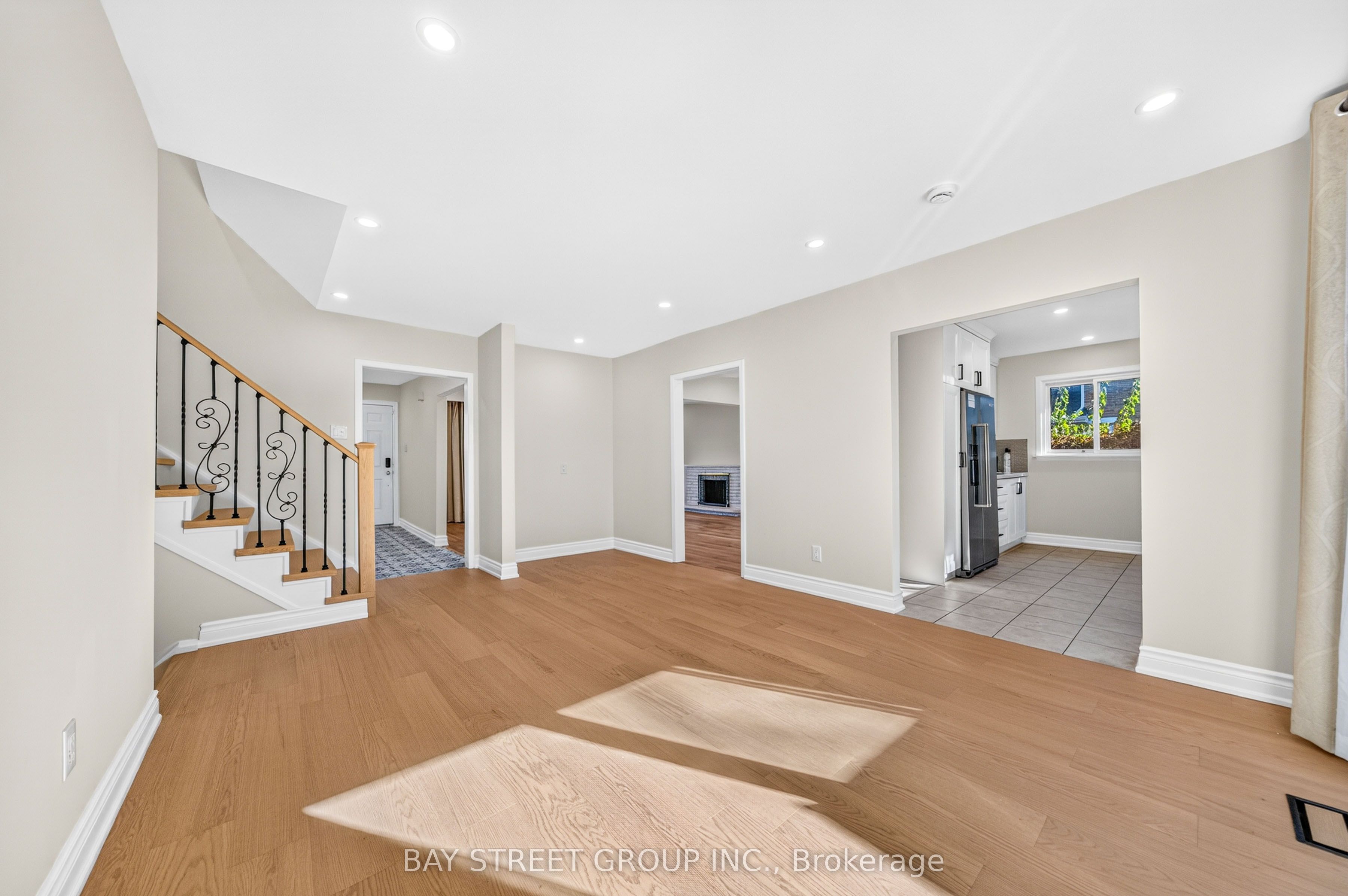 203 Cassandra Boulevard Property Photo 16