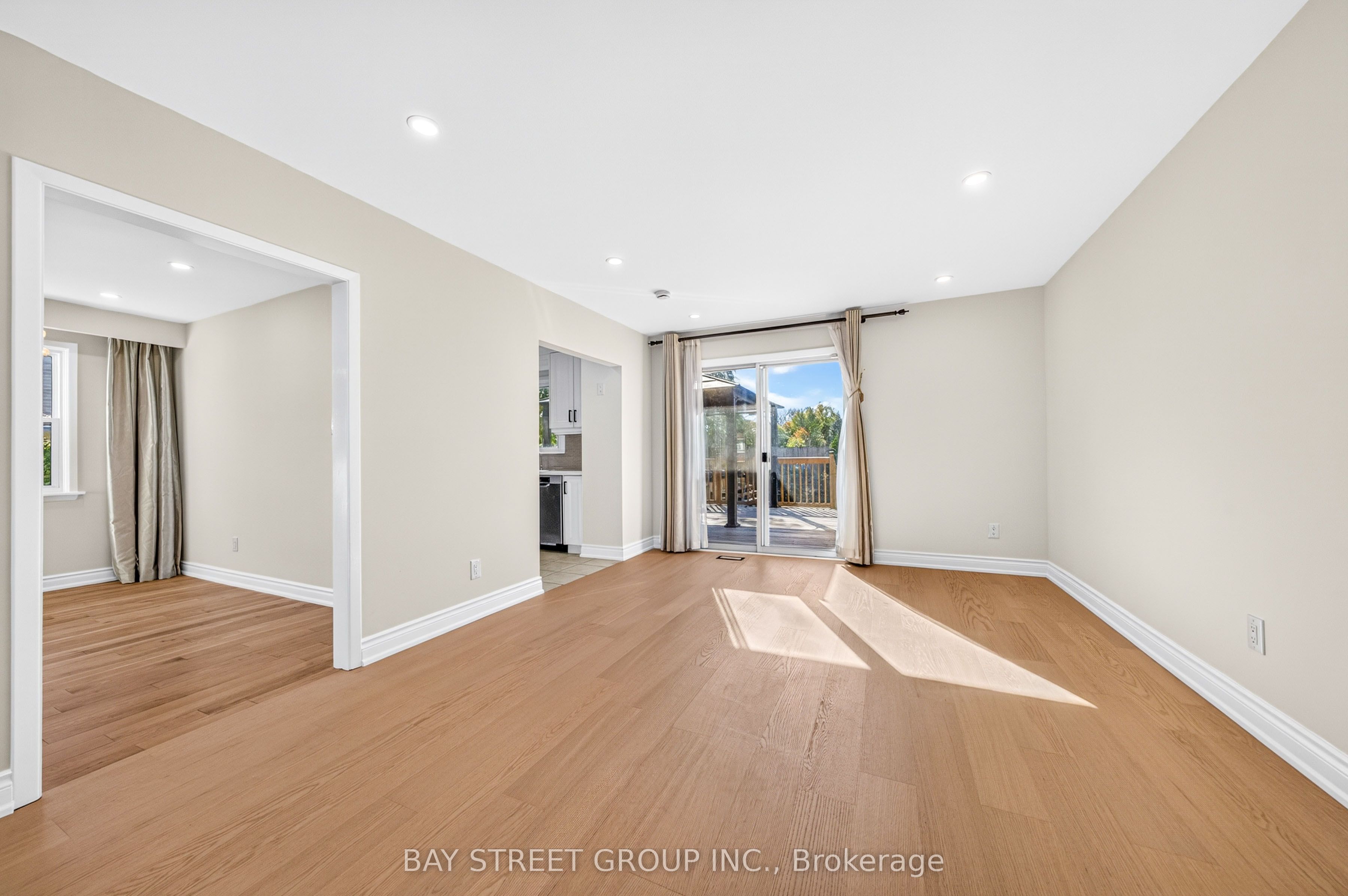 203 Cassandra Boulevard Property Photo 17