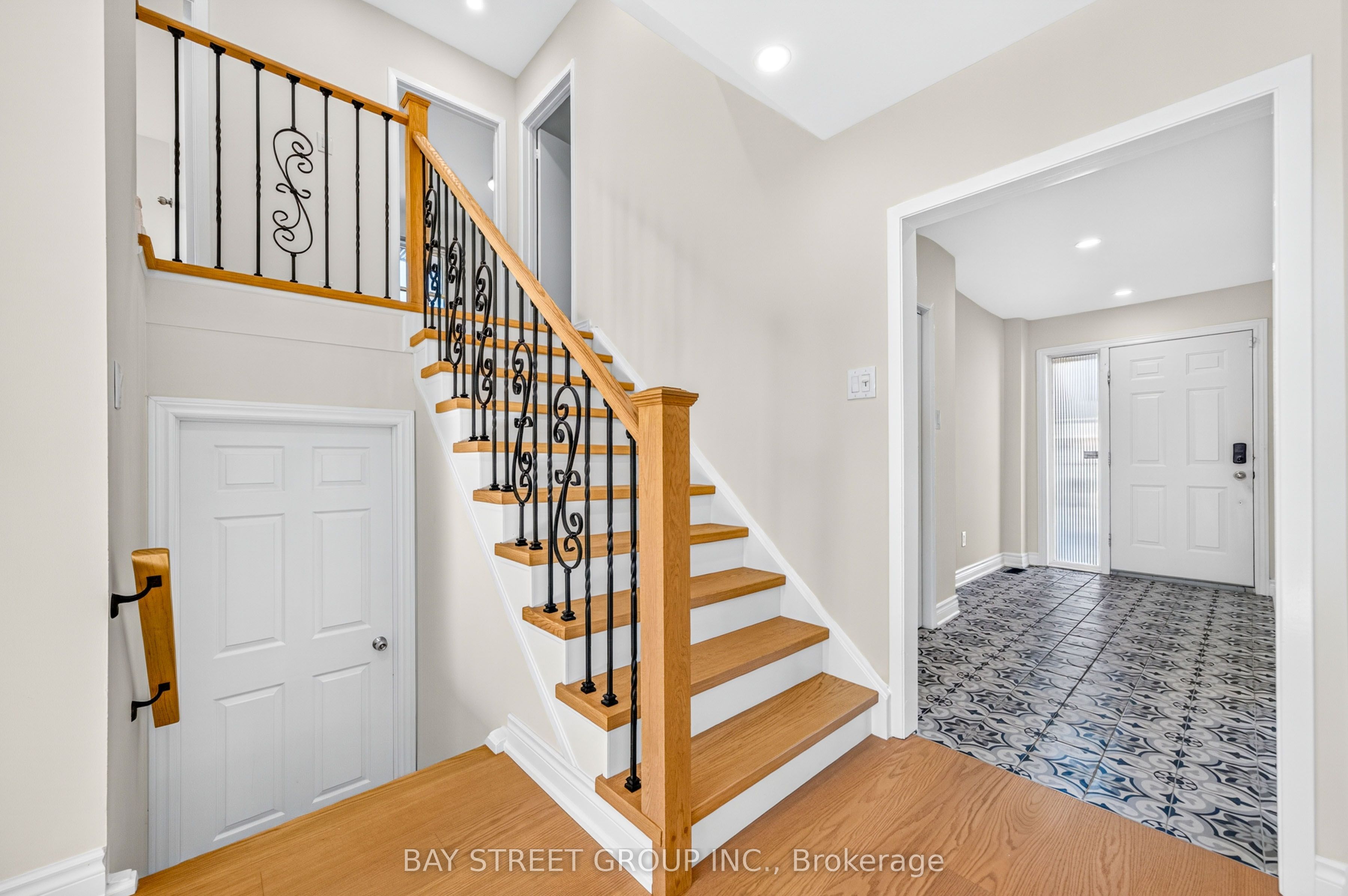 203 Cassandra Boulevard Property Photo 19
