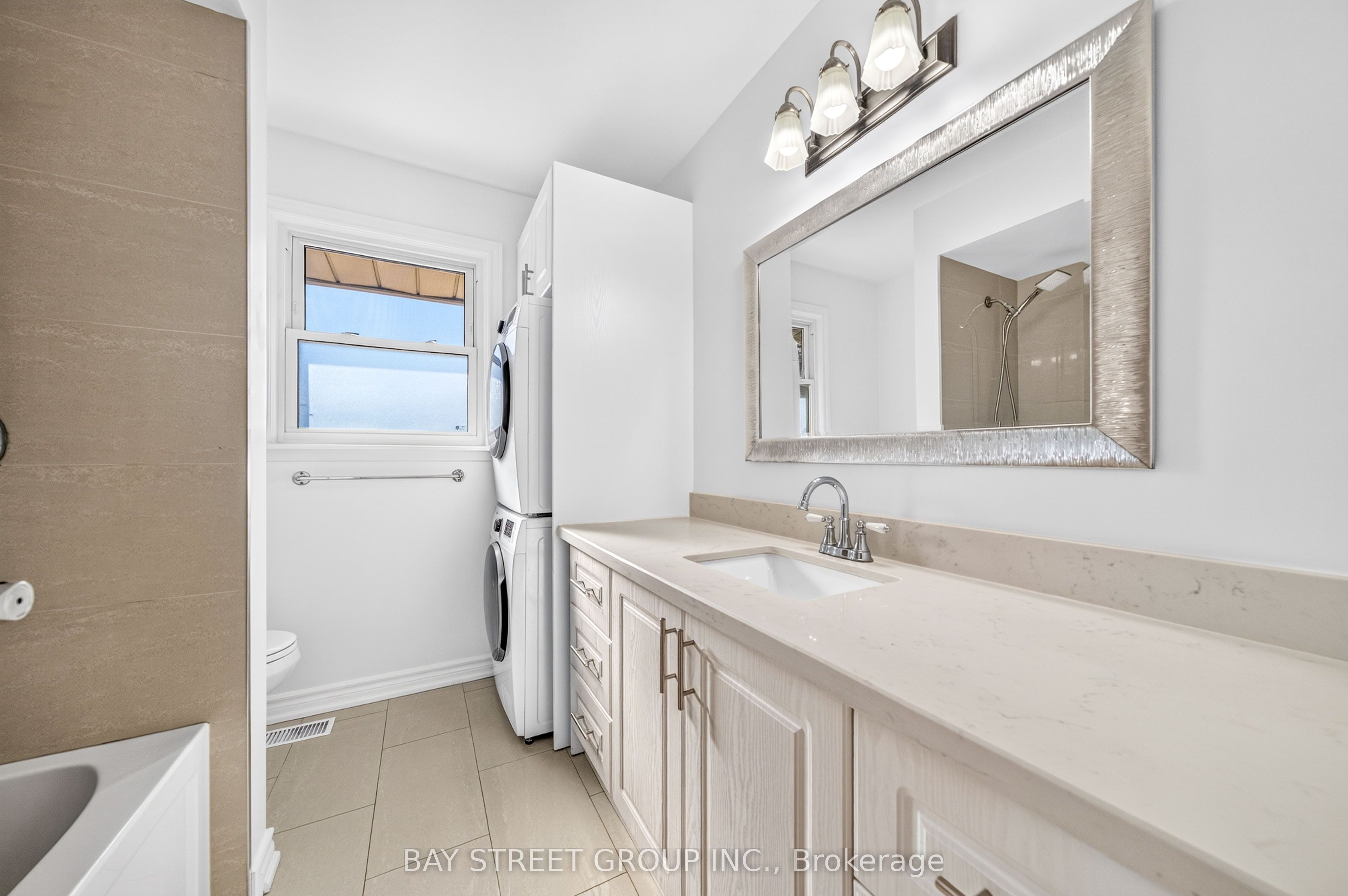 203 Cassandra Boulevard Property Photo 20