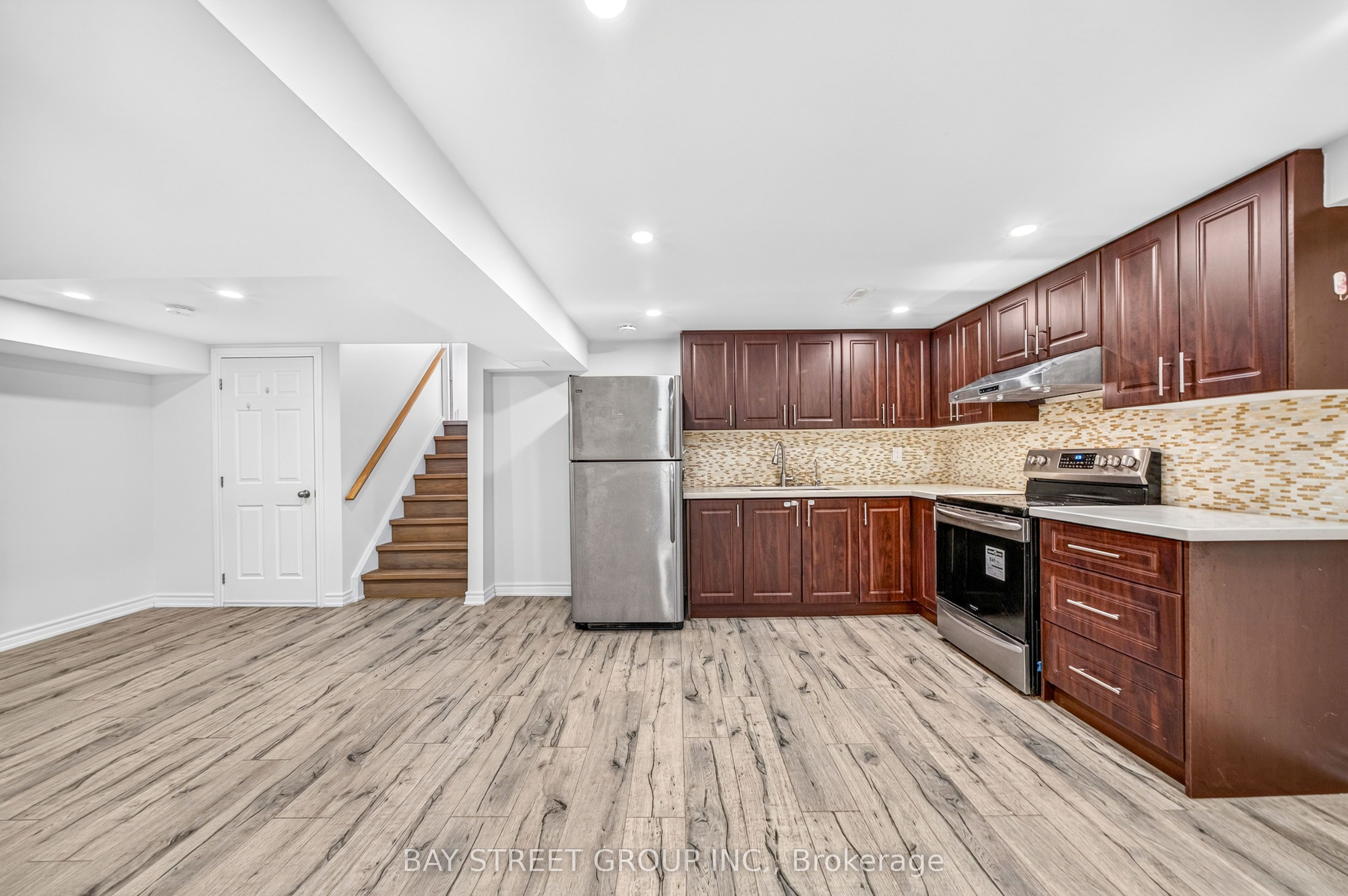 203 Cassandra Boulevard Property Photo 35