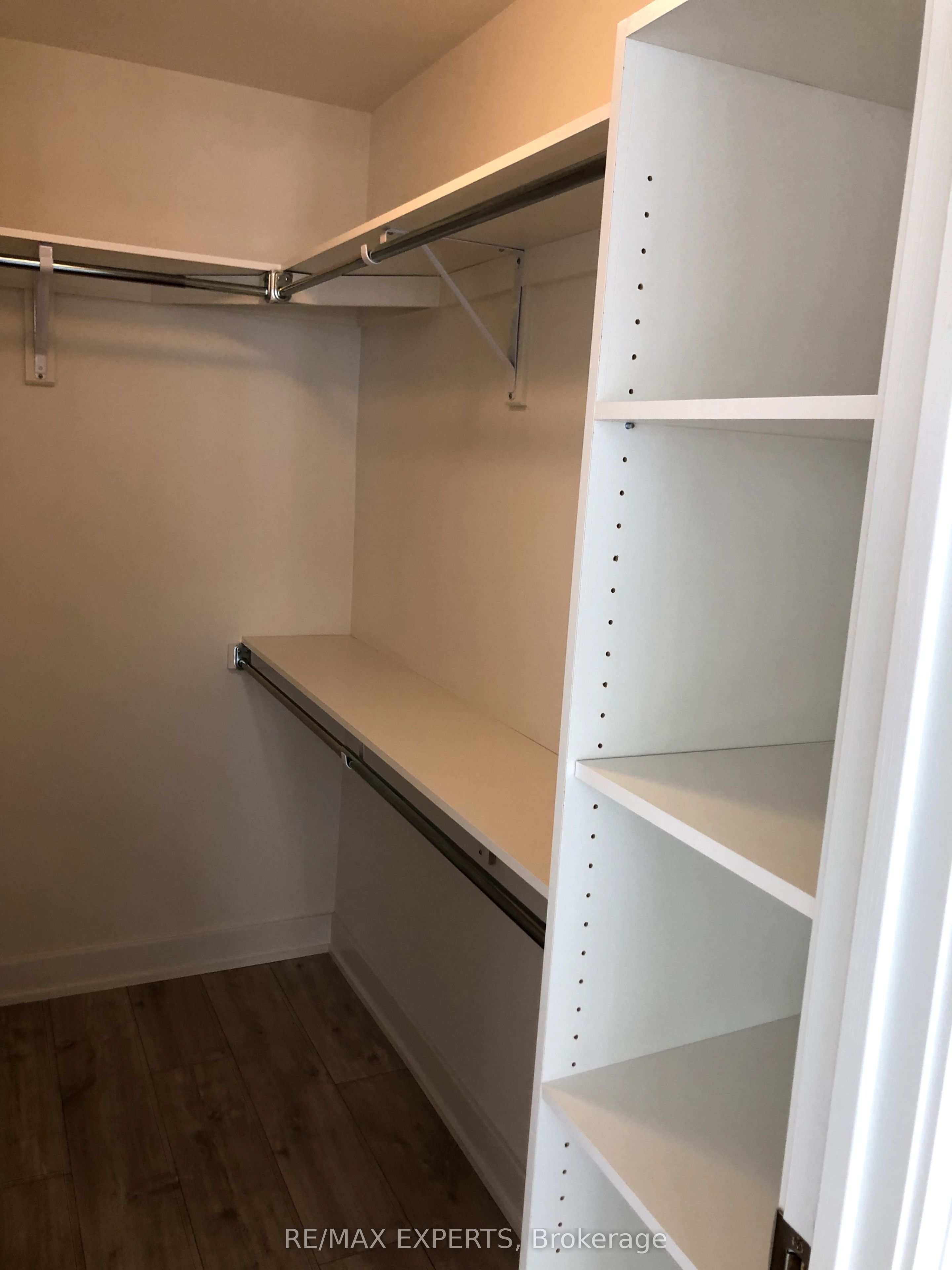 27 Bathurst Street 1214w Property Photo 11