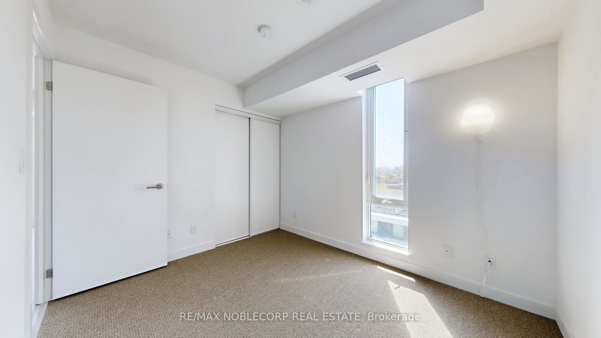 120 Varna Drive 1116 Property Photo 13