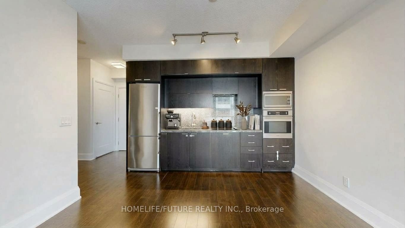 120 Harrison Garden Boulevard 1302 Property Photo 4