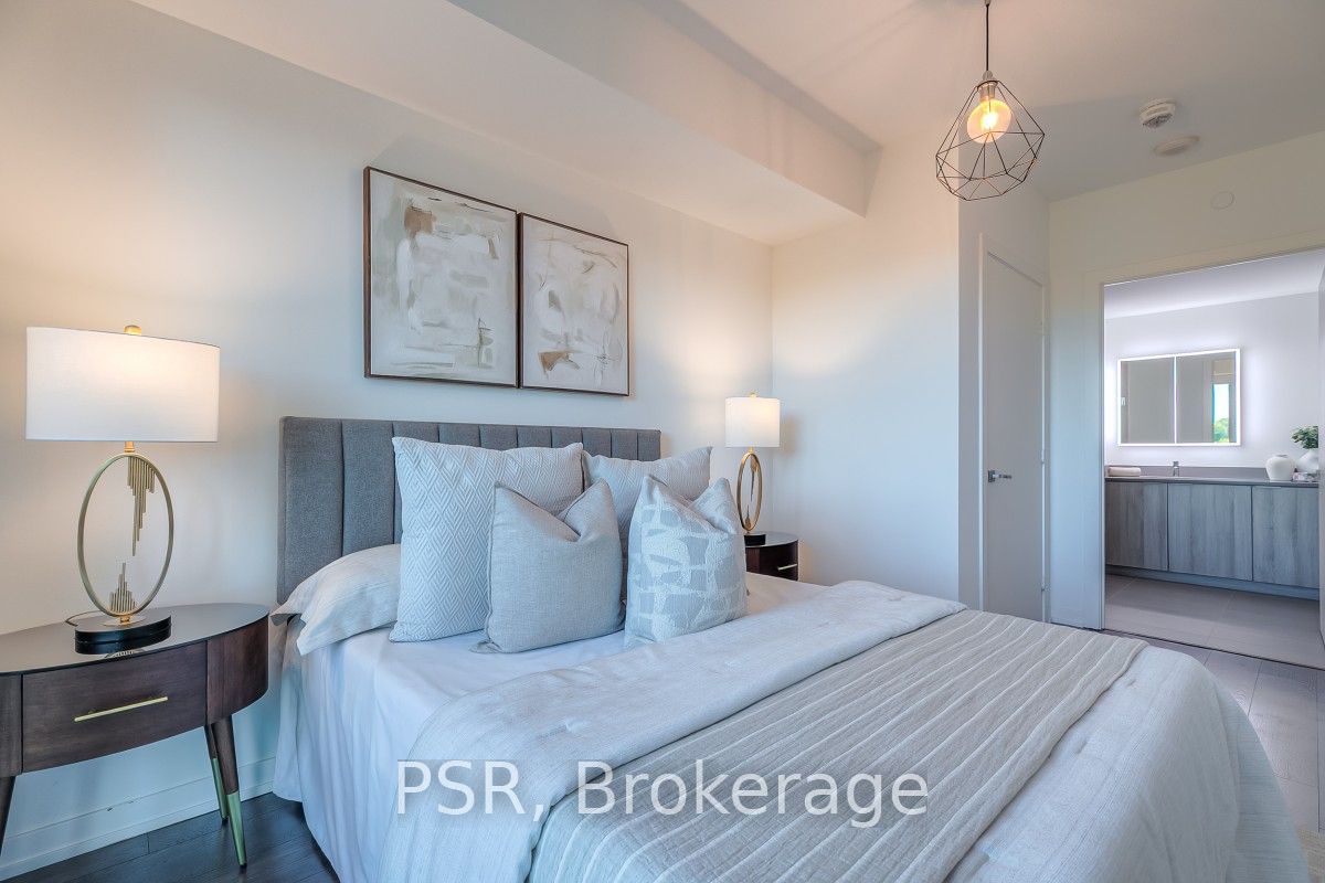 223 St Clair Avenue 605 Property Photo 19
