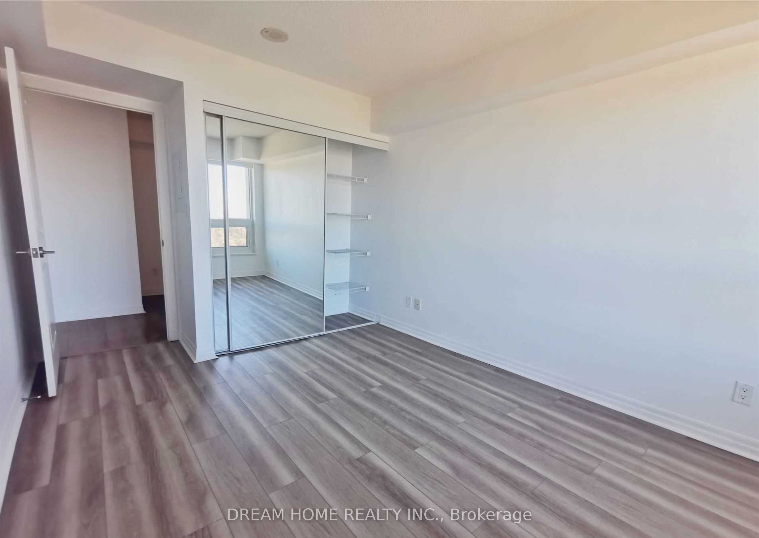 C13865108 Property Photo 7