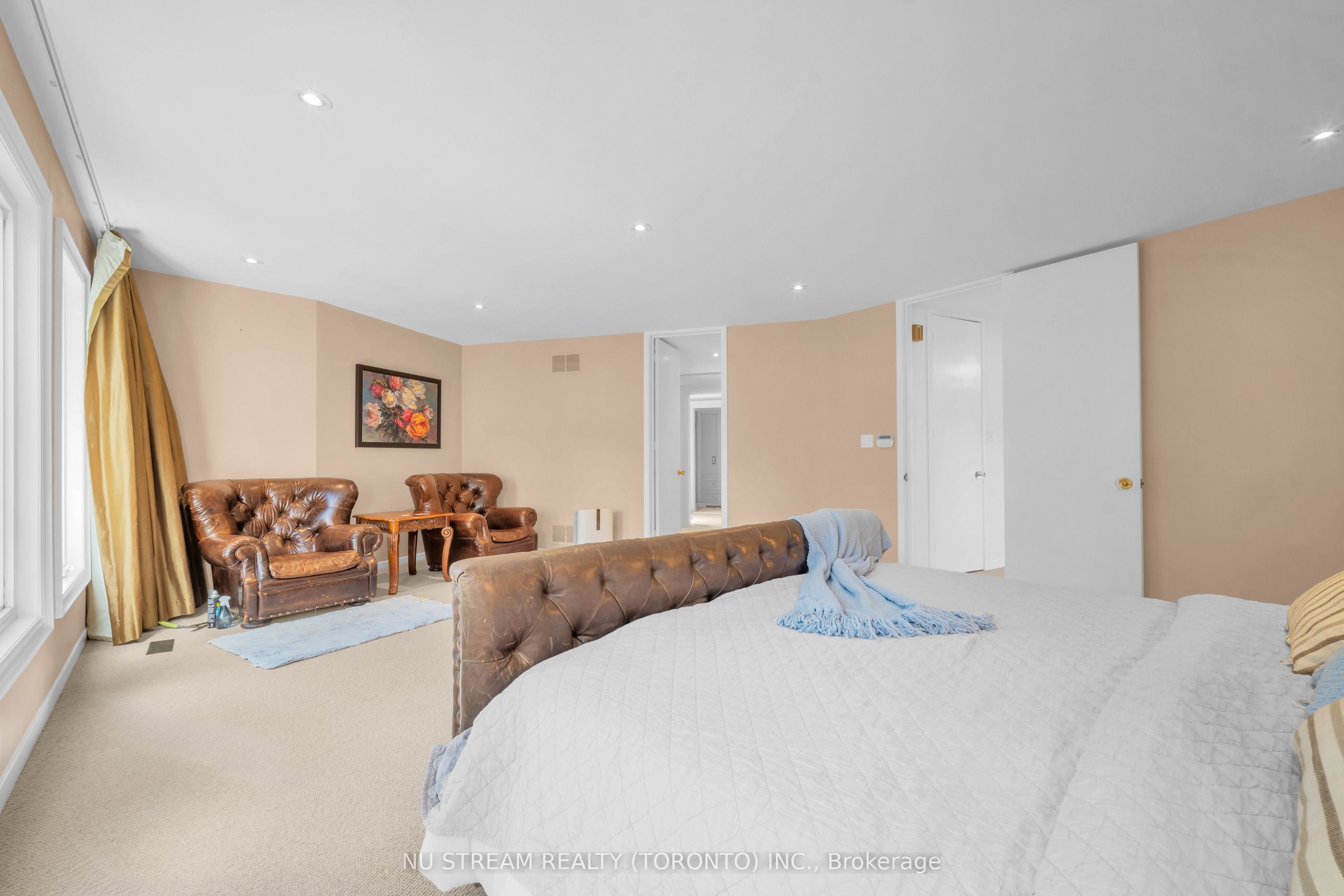 35 Penwood Crescent Property Photo 25