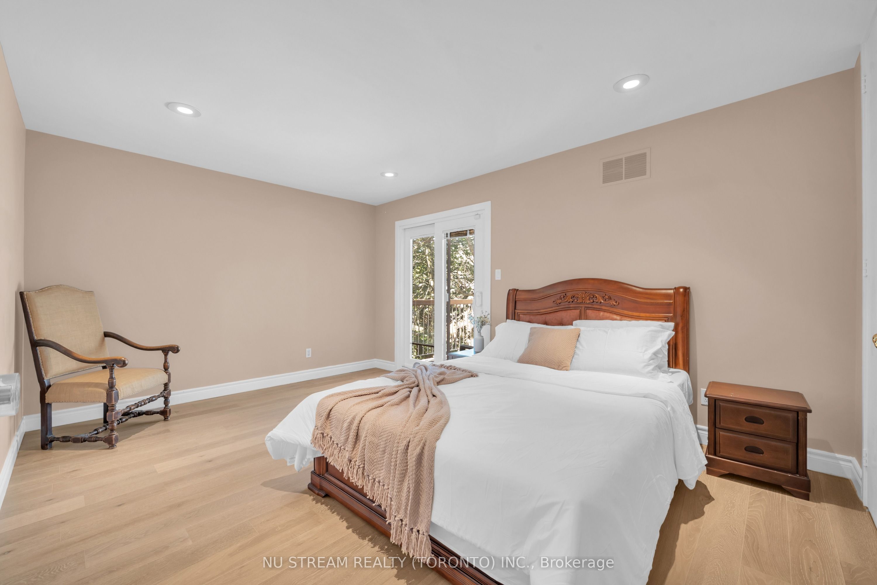 35 Penwood Crescent Property Photo 36