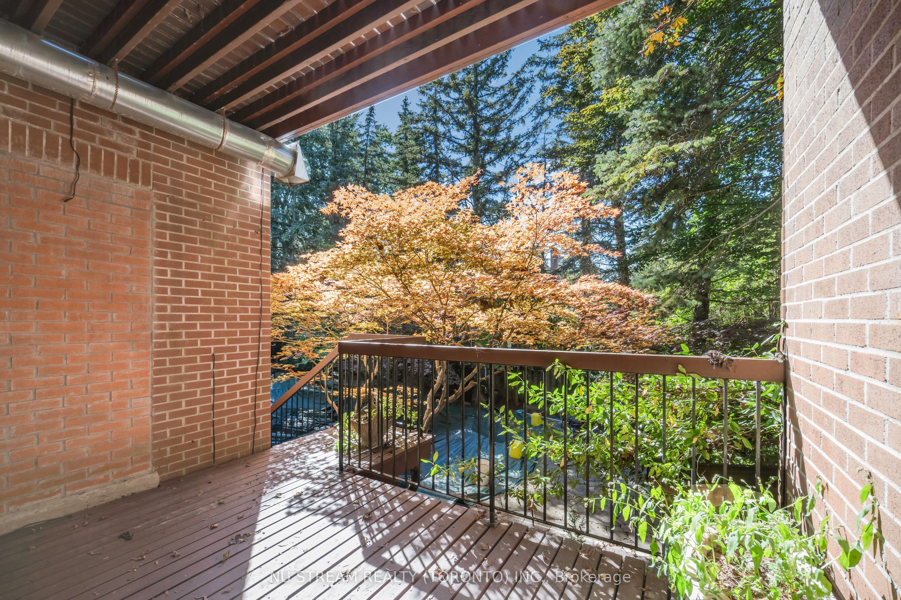 35 Penwood Crescent Property Photo 48