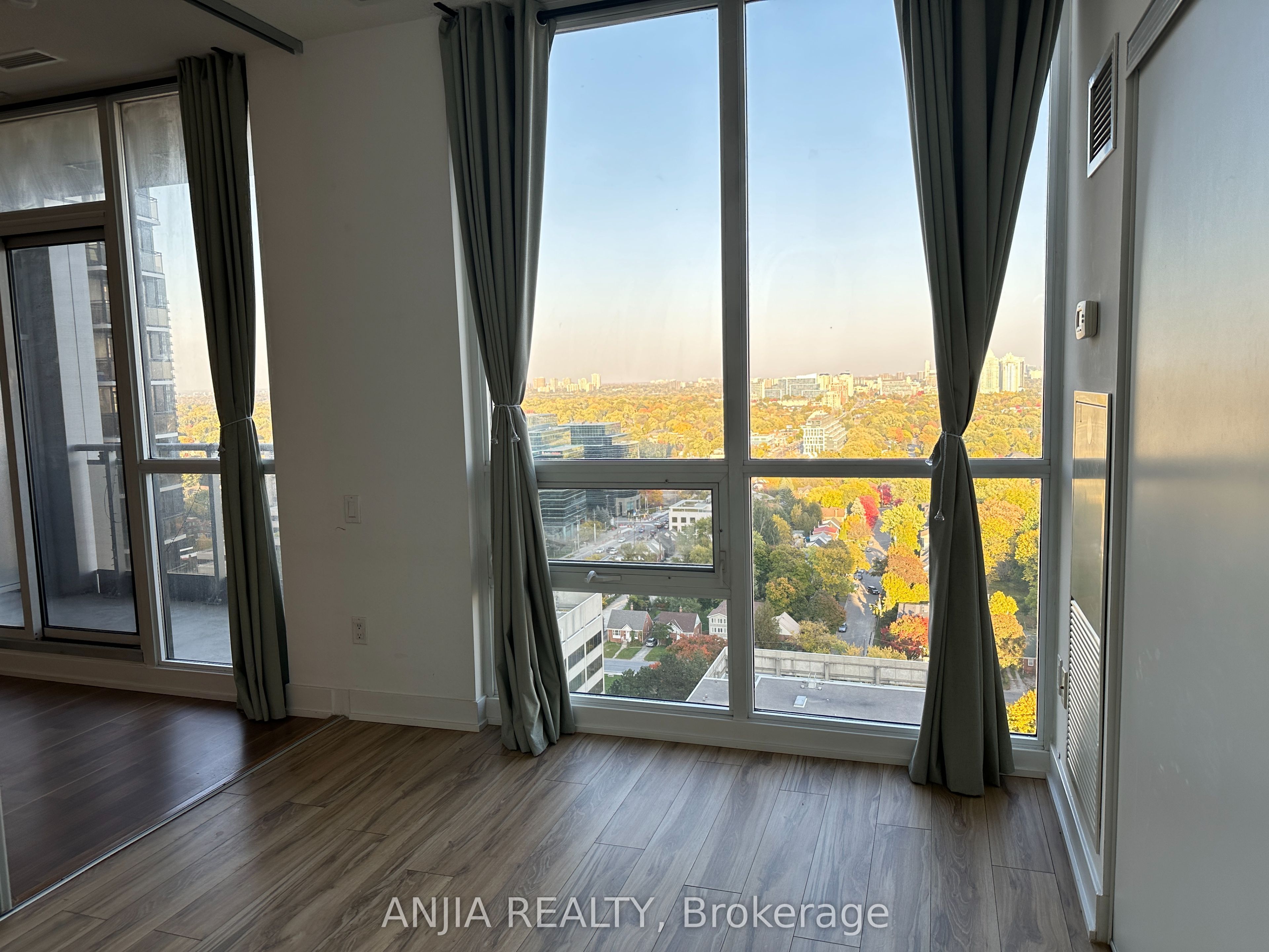 23 Sheppard Avenue E 2406 Property Photo 8