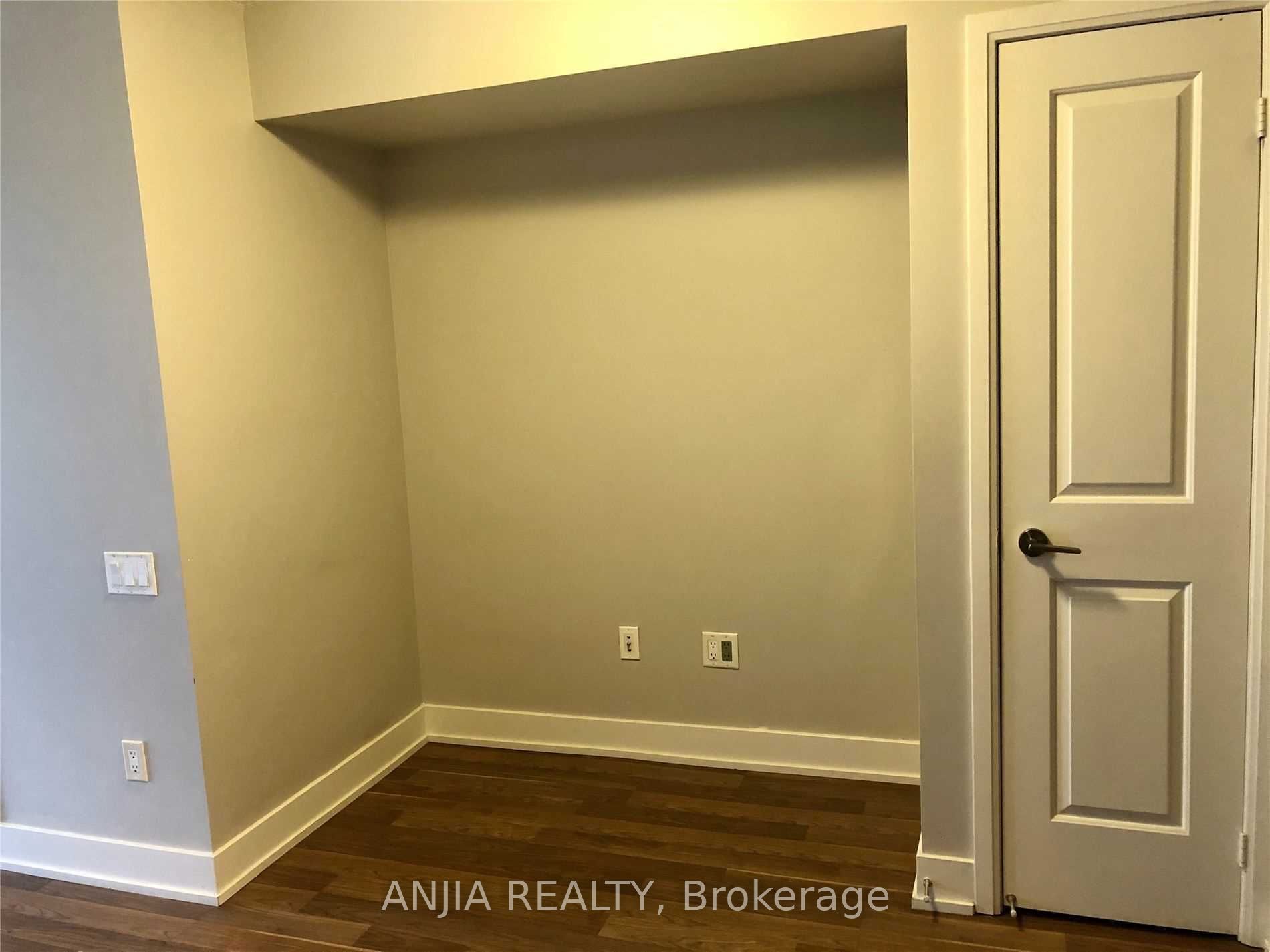23 Sheppard Avenue E 2406 Property Photo 9