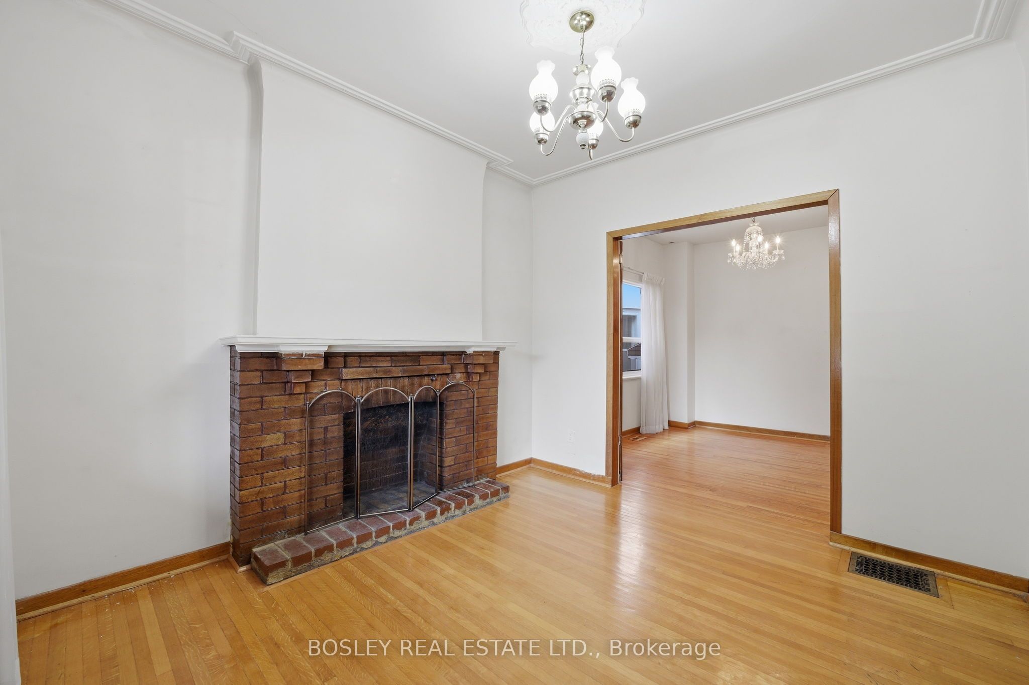44 Conway Avenue Property Photo 6