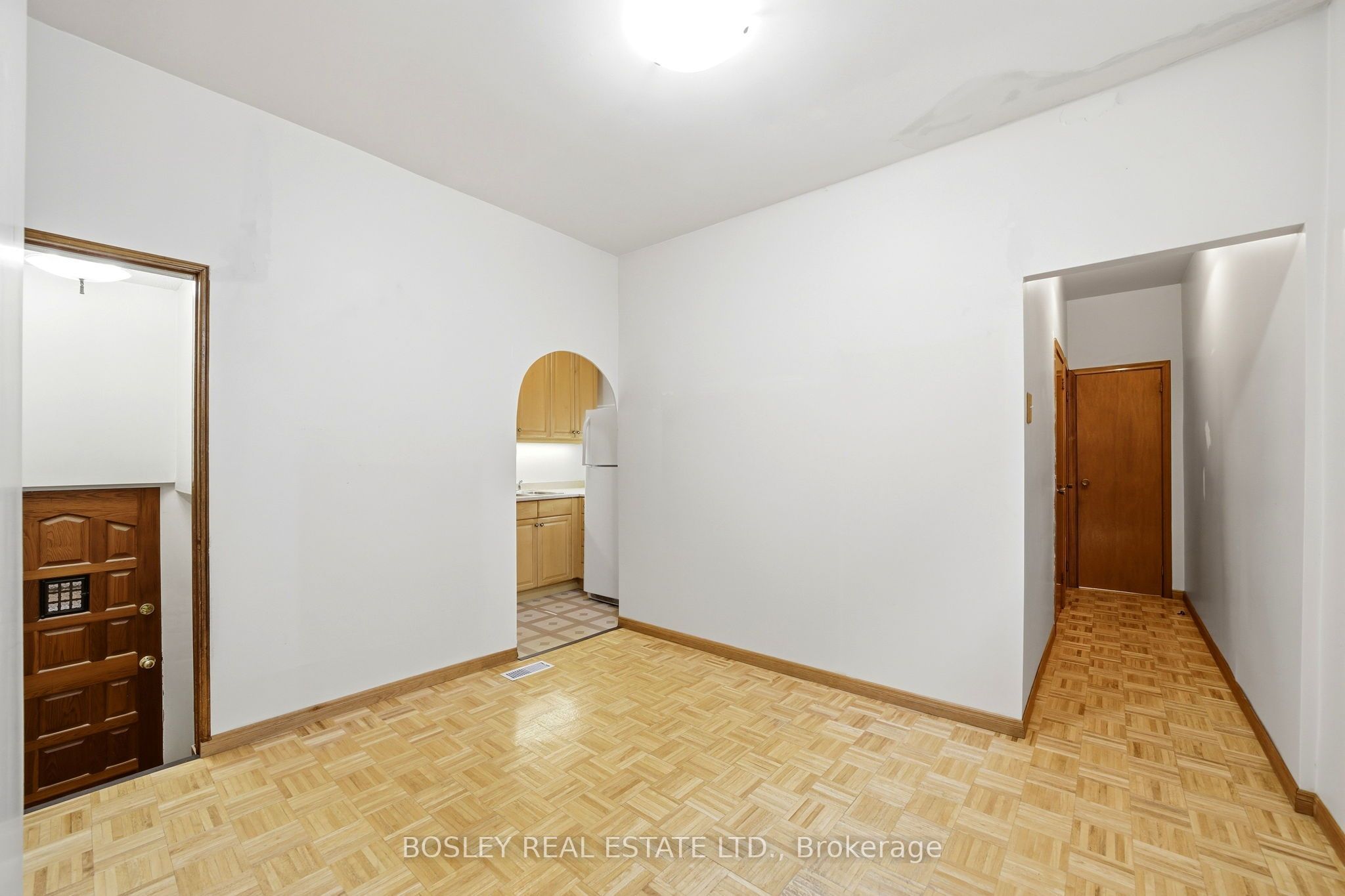 44 Conway Avenue Property Photo 12