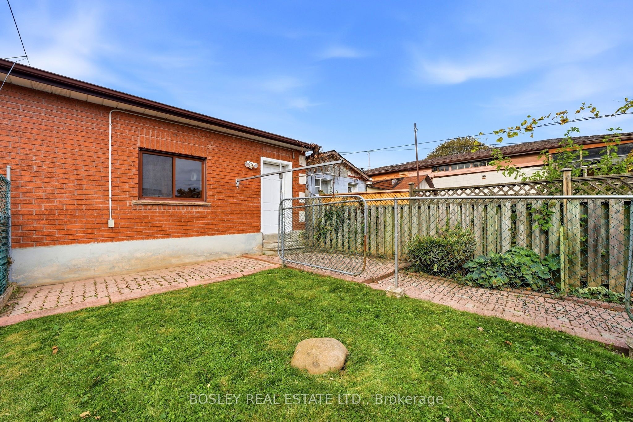 44 Conway Avenue Property Photo 38