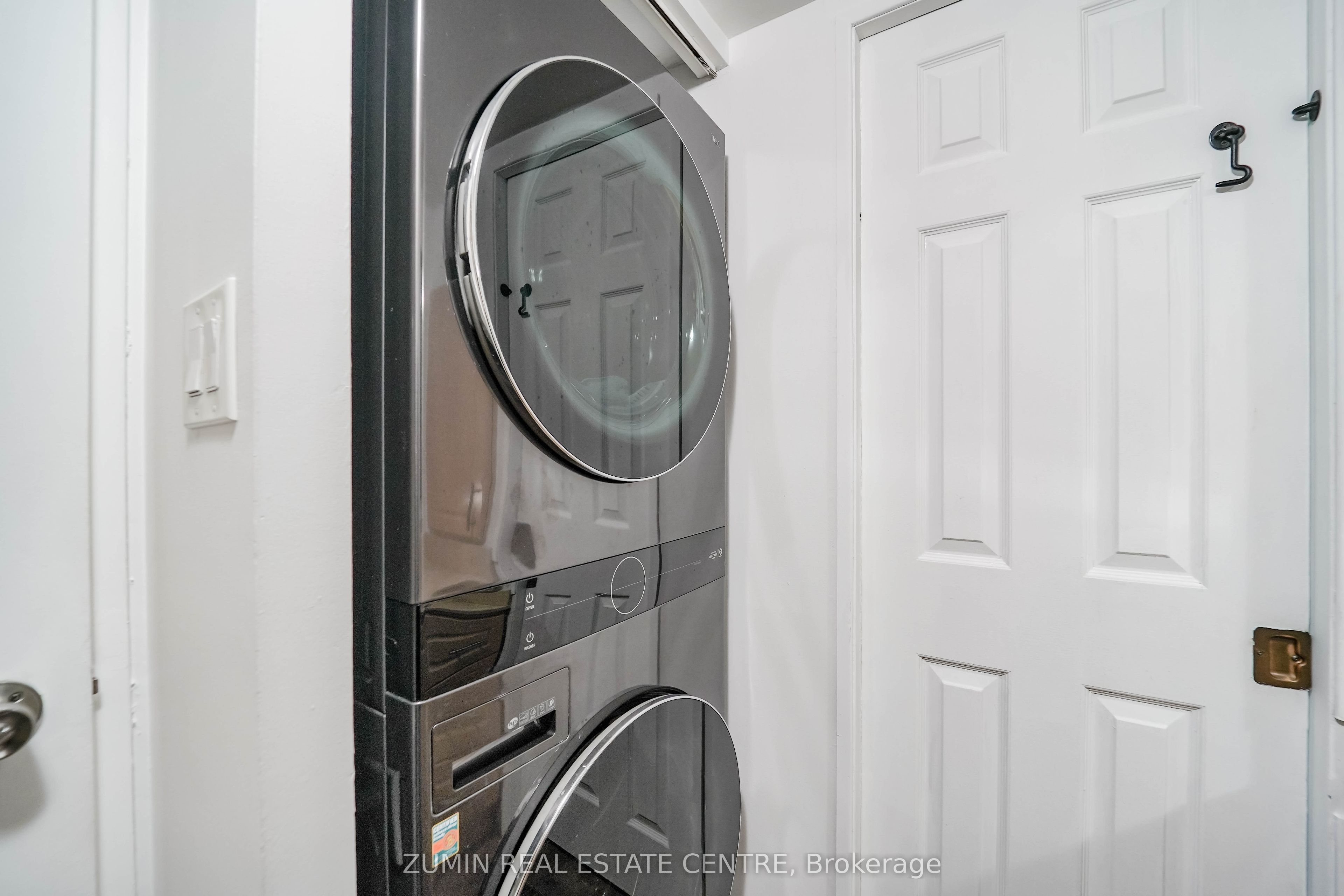 1555 E Finch Avenue E 602 Property Photo 21