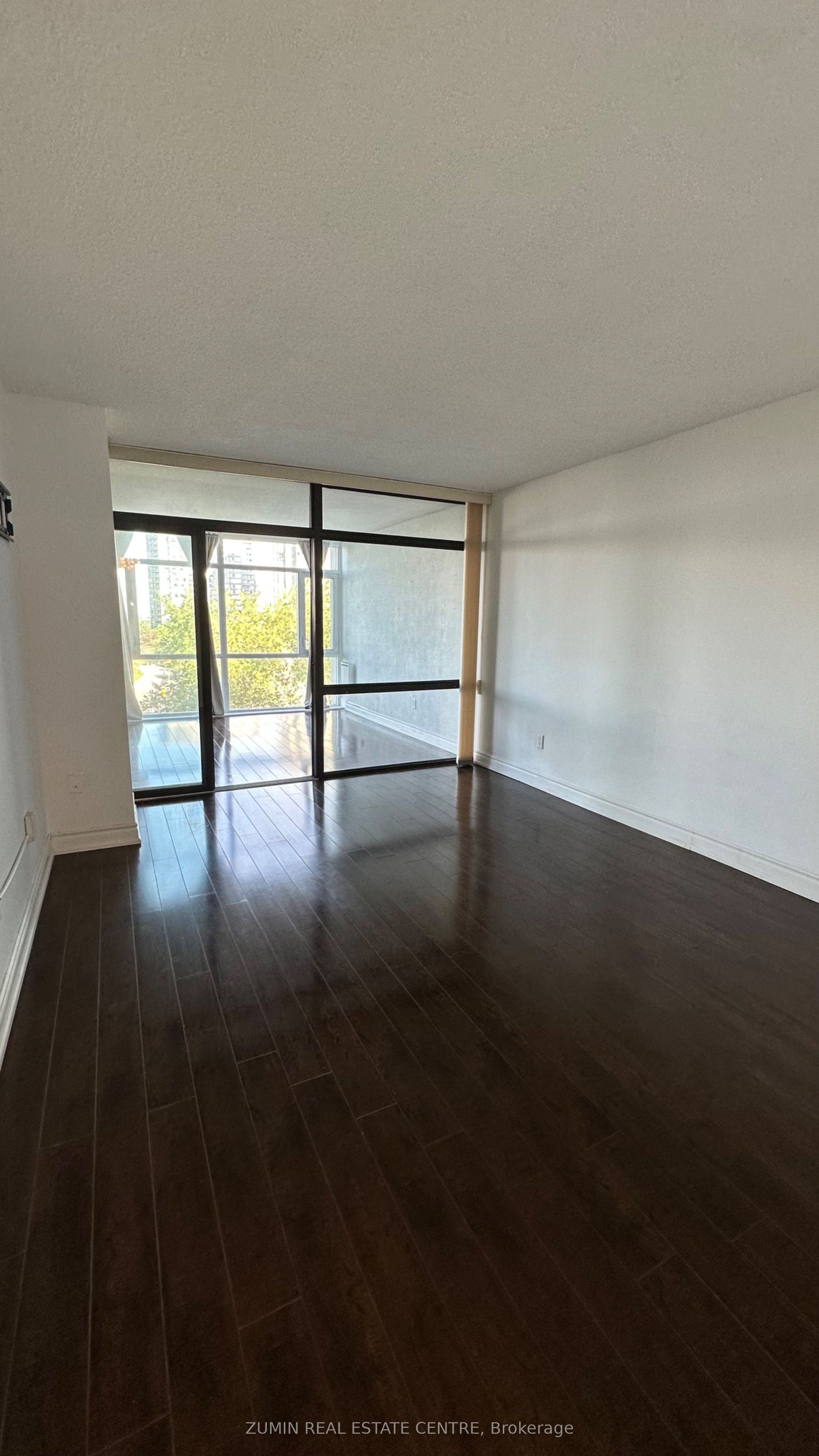 1555 E Finch Avenue E 602 Property Photo 34