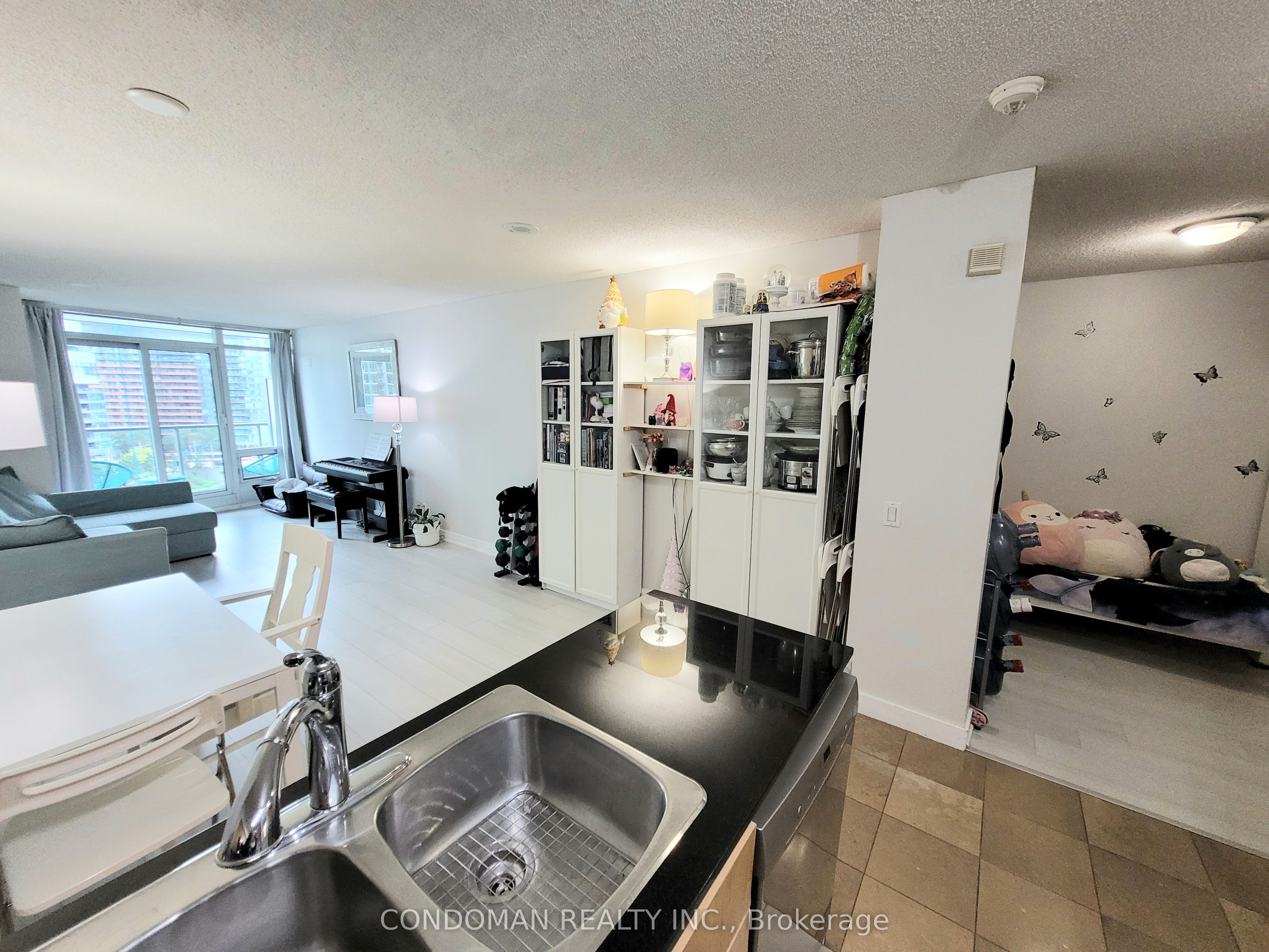 361 Front Street W 1206 Property Photo 4