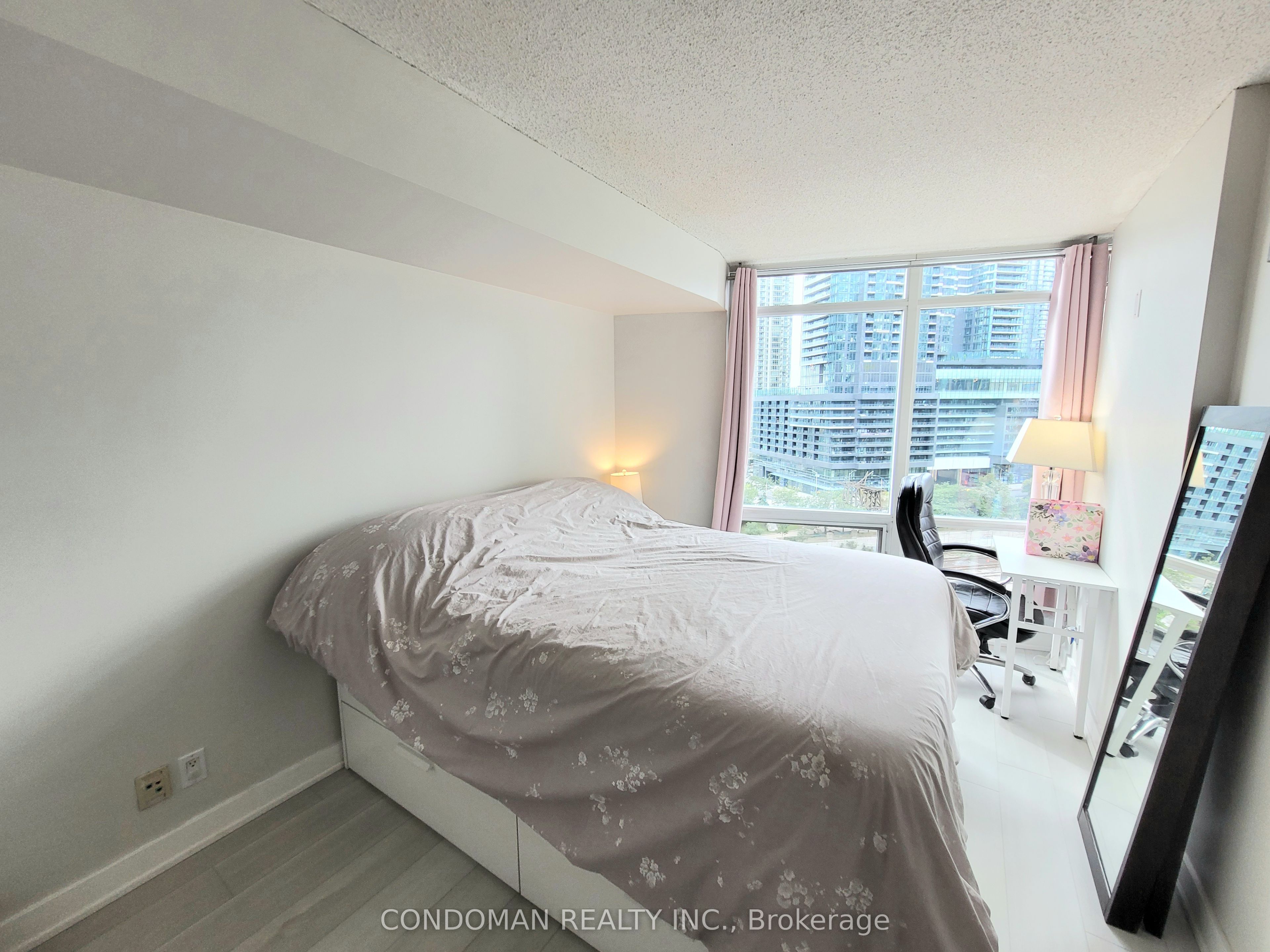 361 Front Street W 1206 Property Photo 8