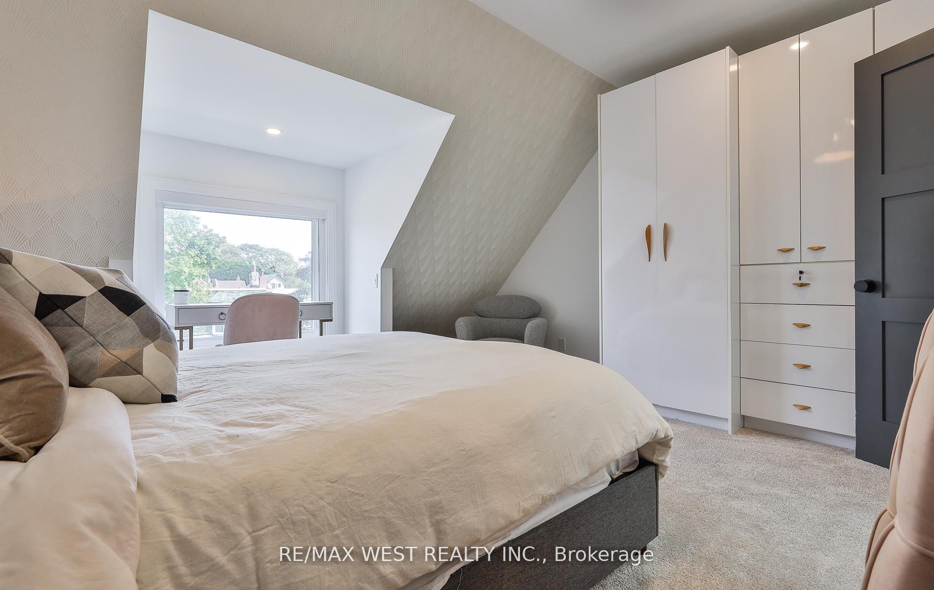 734 Shaw Street Property Photo 16