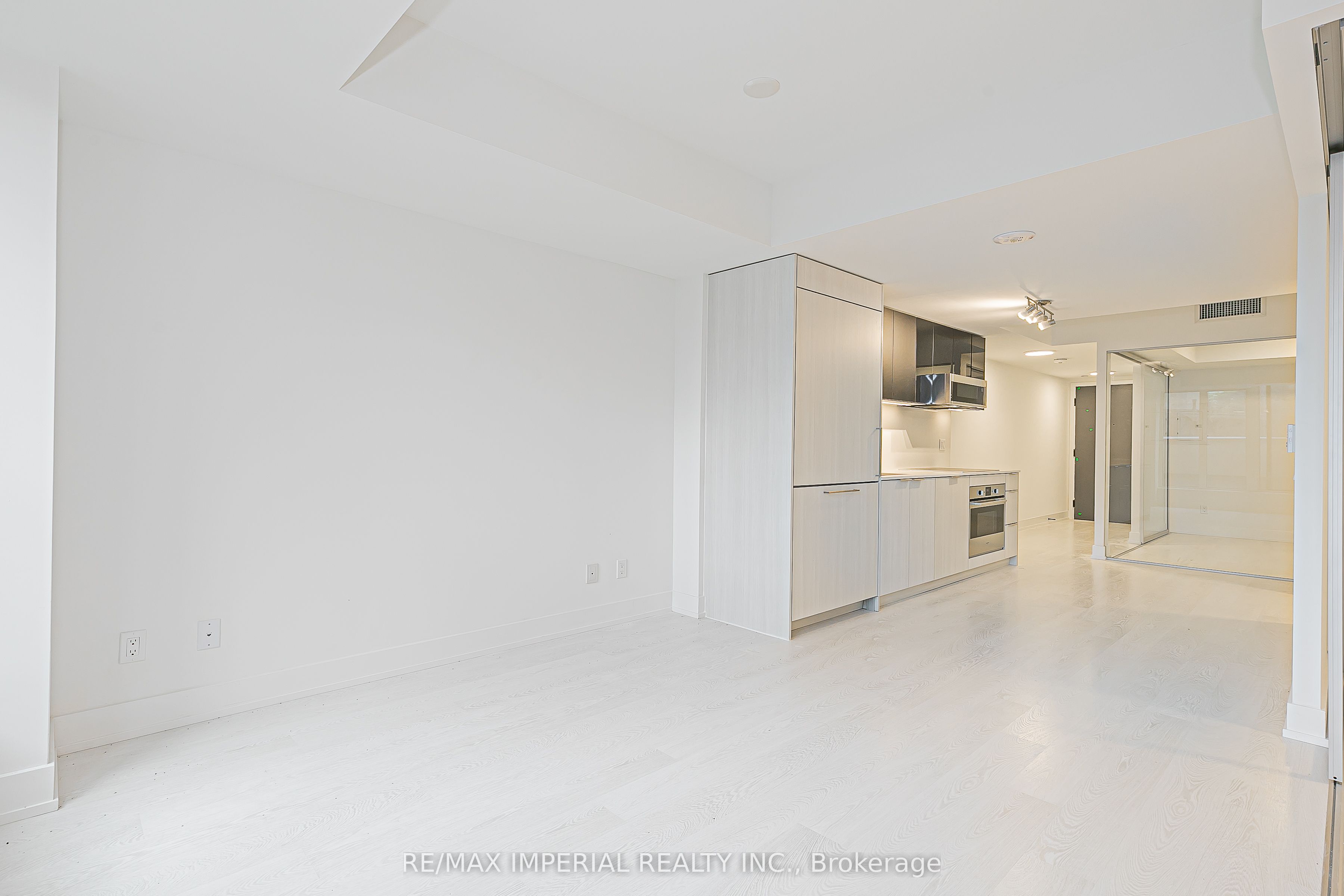 308 Jarvis Street 305 Property Photo 15